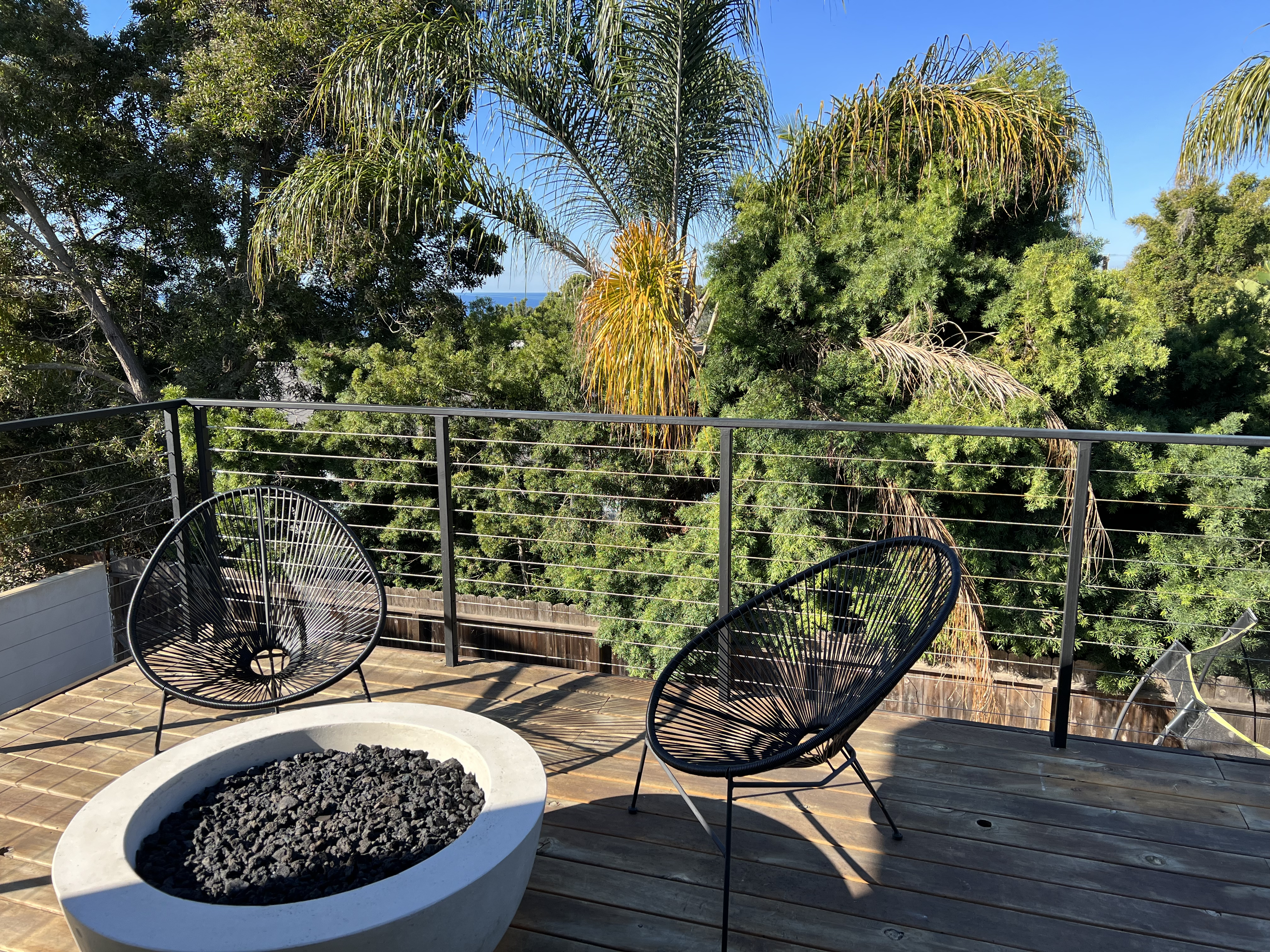 Bright + Modern Minimalist Ocean-View home