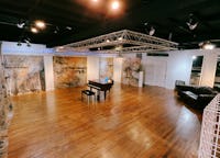 Popstart Main Room with Grand Piano, Hardwood Floors, Lounge, Greenscreen and More!!
