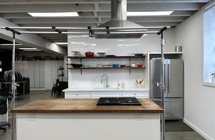 Versatile Studio with 3 Kitchens