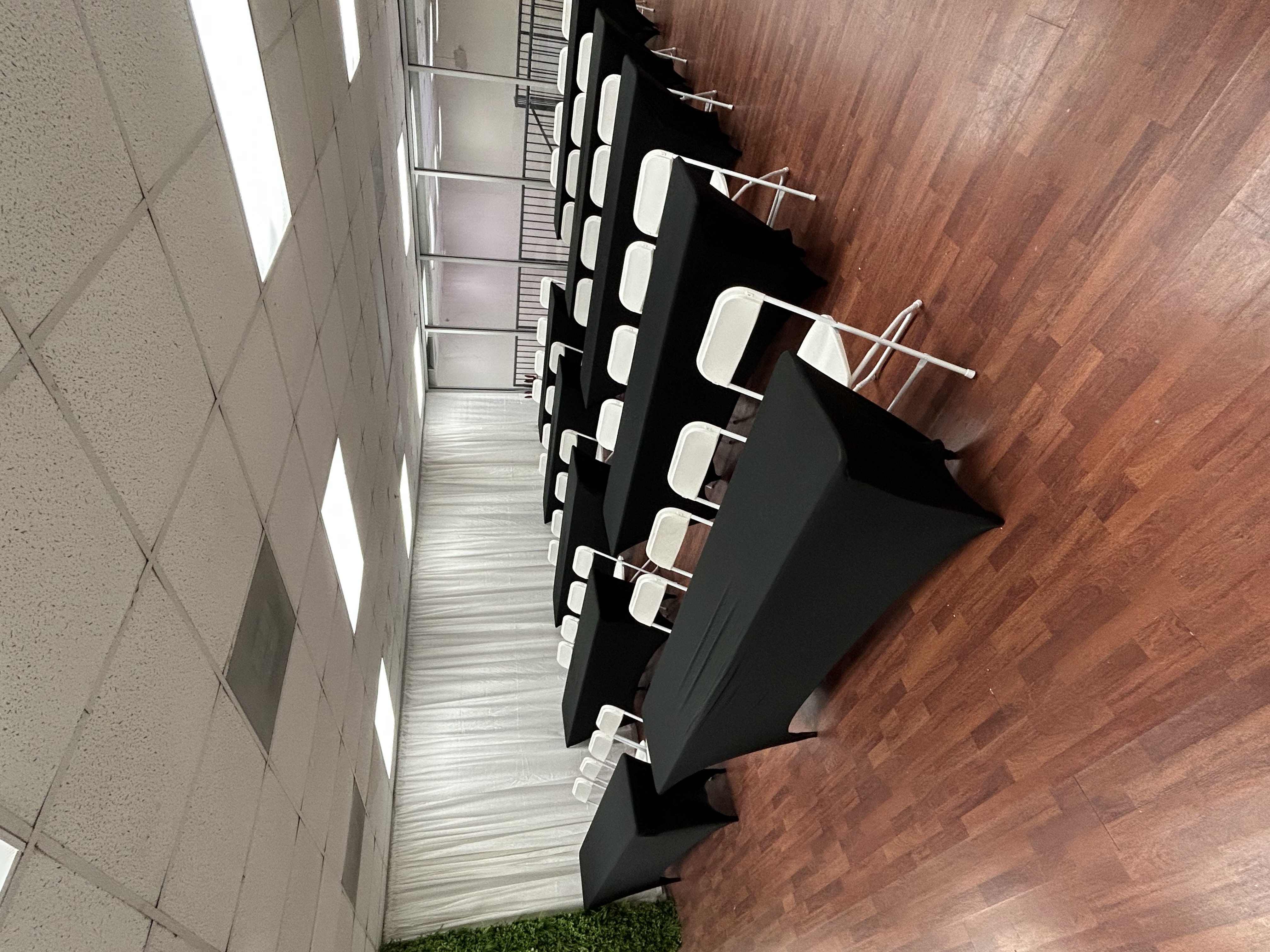 Conference Room (Big)