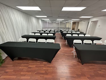 Conference Room (Big)