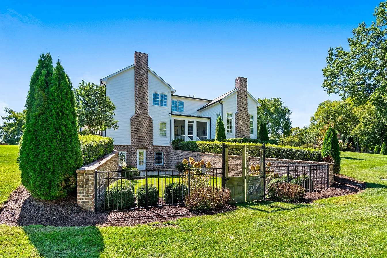 The Farm at Bennett Hollow