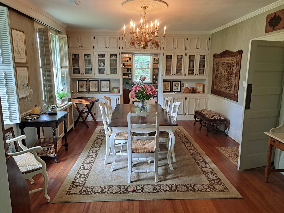 Historic 100 year old home in Old Hickory