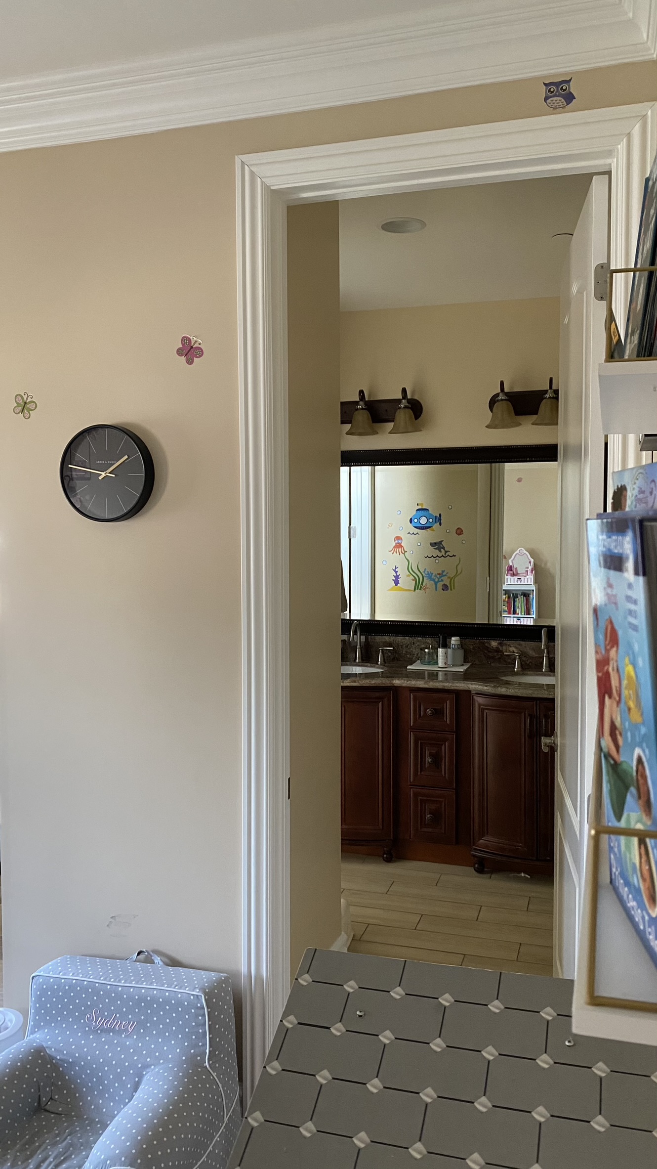 Mediterranean-Style Home with Modern Furnishings