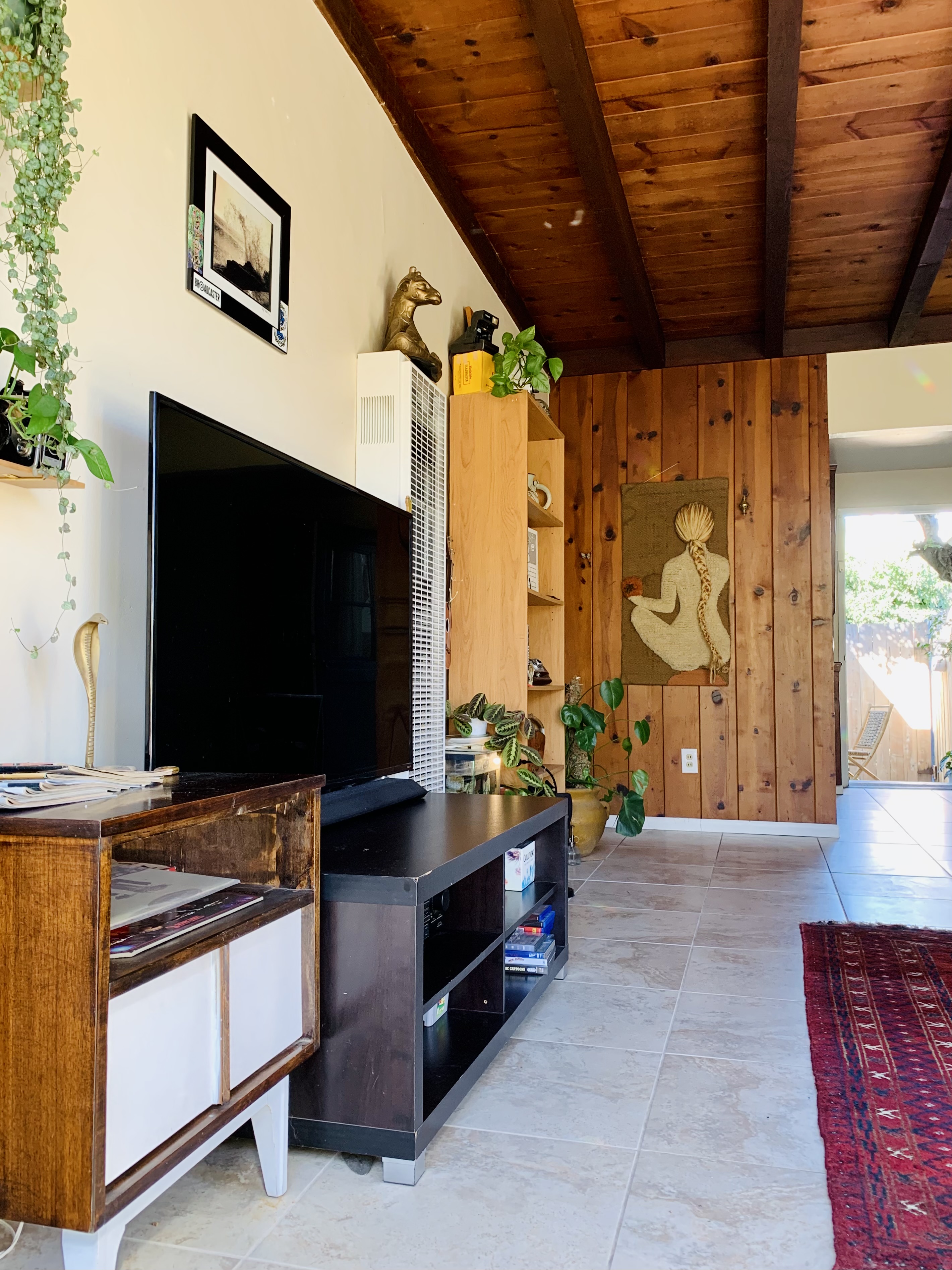 Oceanside Midcentury Boho Beachy Apartment 