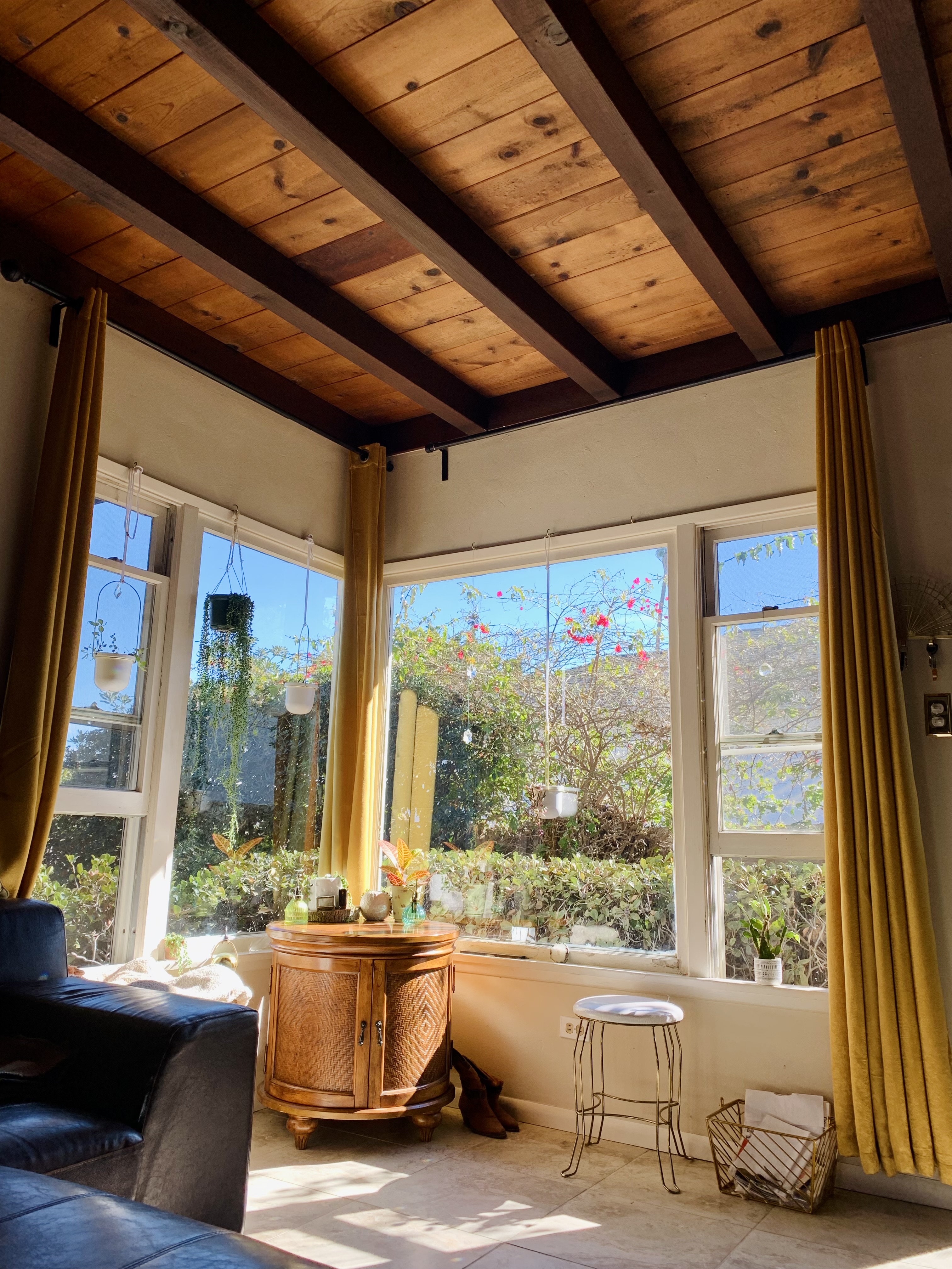 Oceanside Midcentury Boho Beachy Apartment 