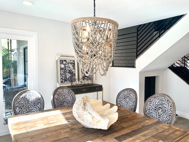 Bright, Fresh, Modern, Minimalist, West Facing with Tropical Entertainers Backyard 