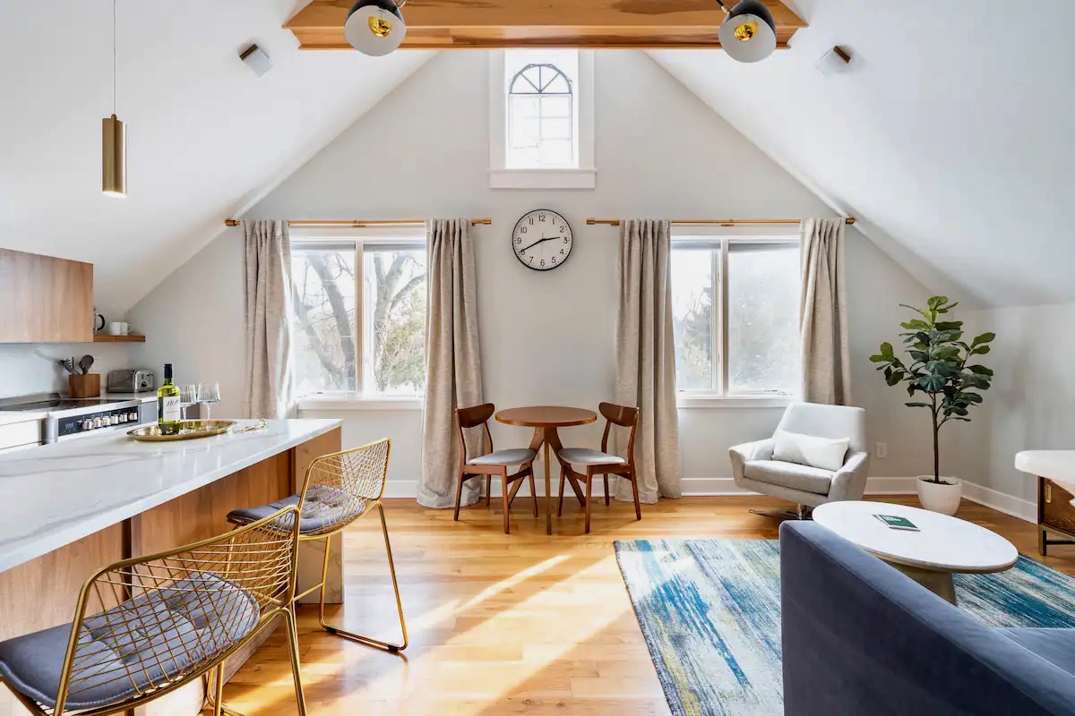 Light Filled Loft With Boutique bedrooms