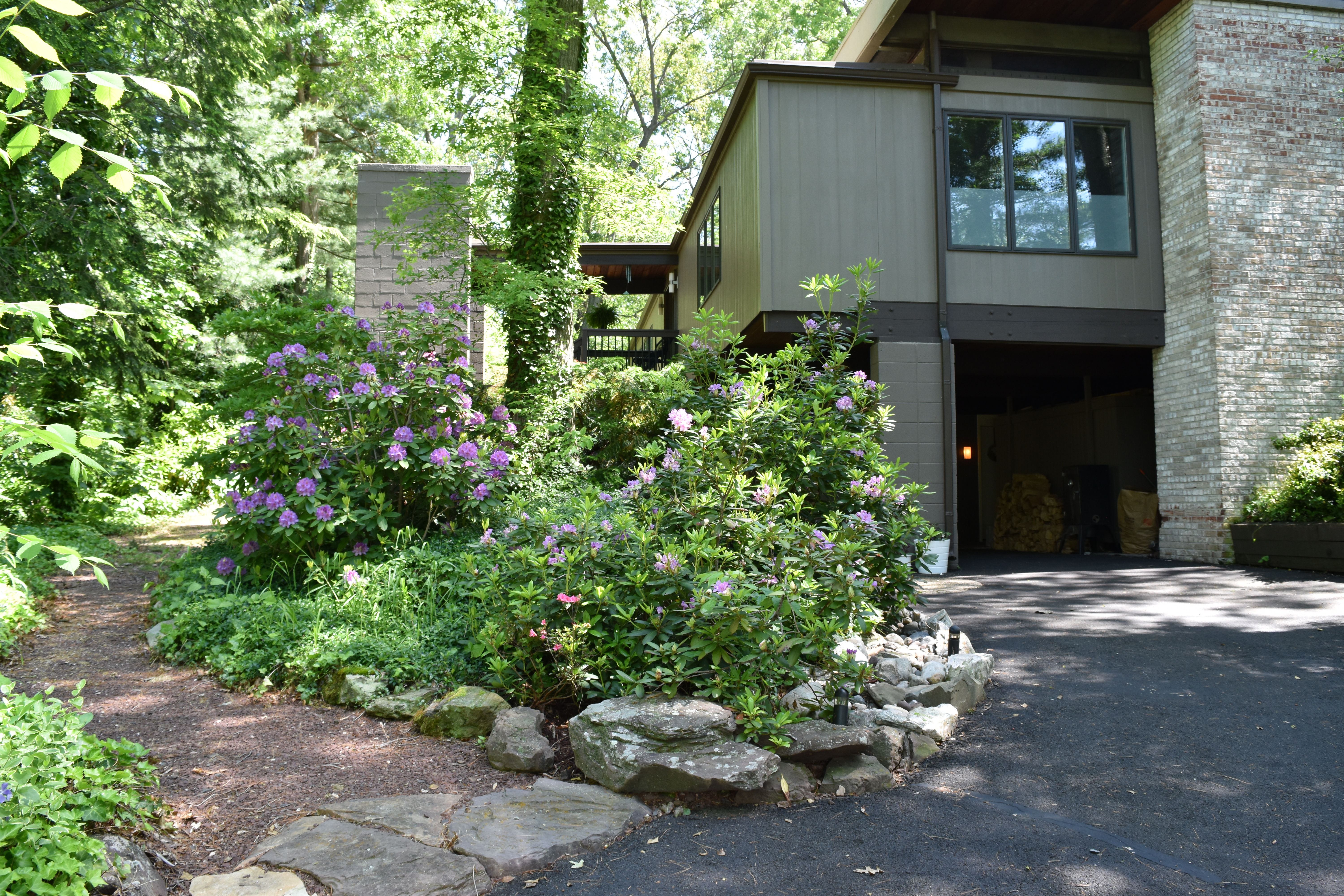 Mid Century Modern Home with Extensive Landscaped Areas
