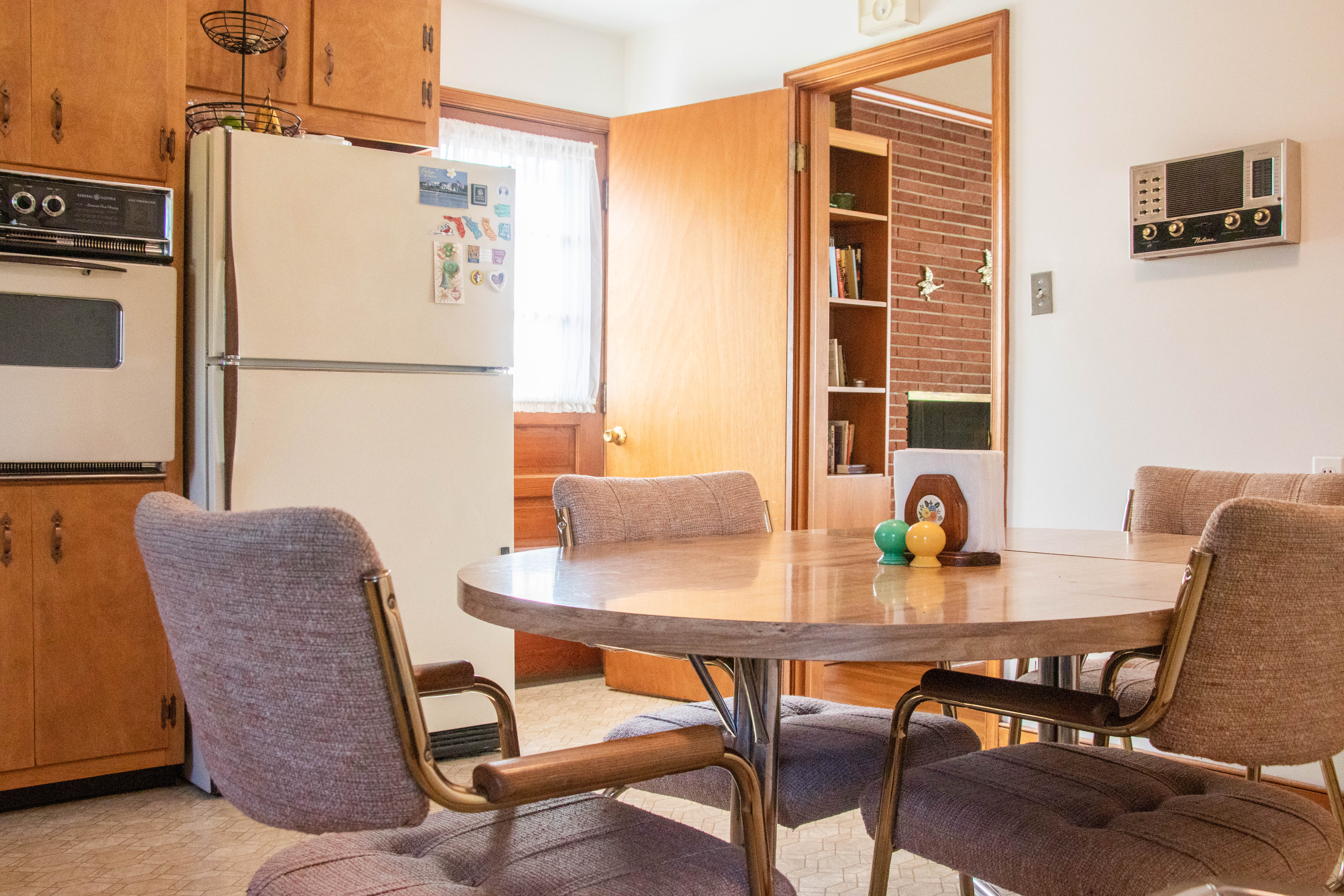  Mid Century Brick Rancher Vintage Time Capsule Home