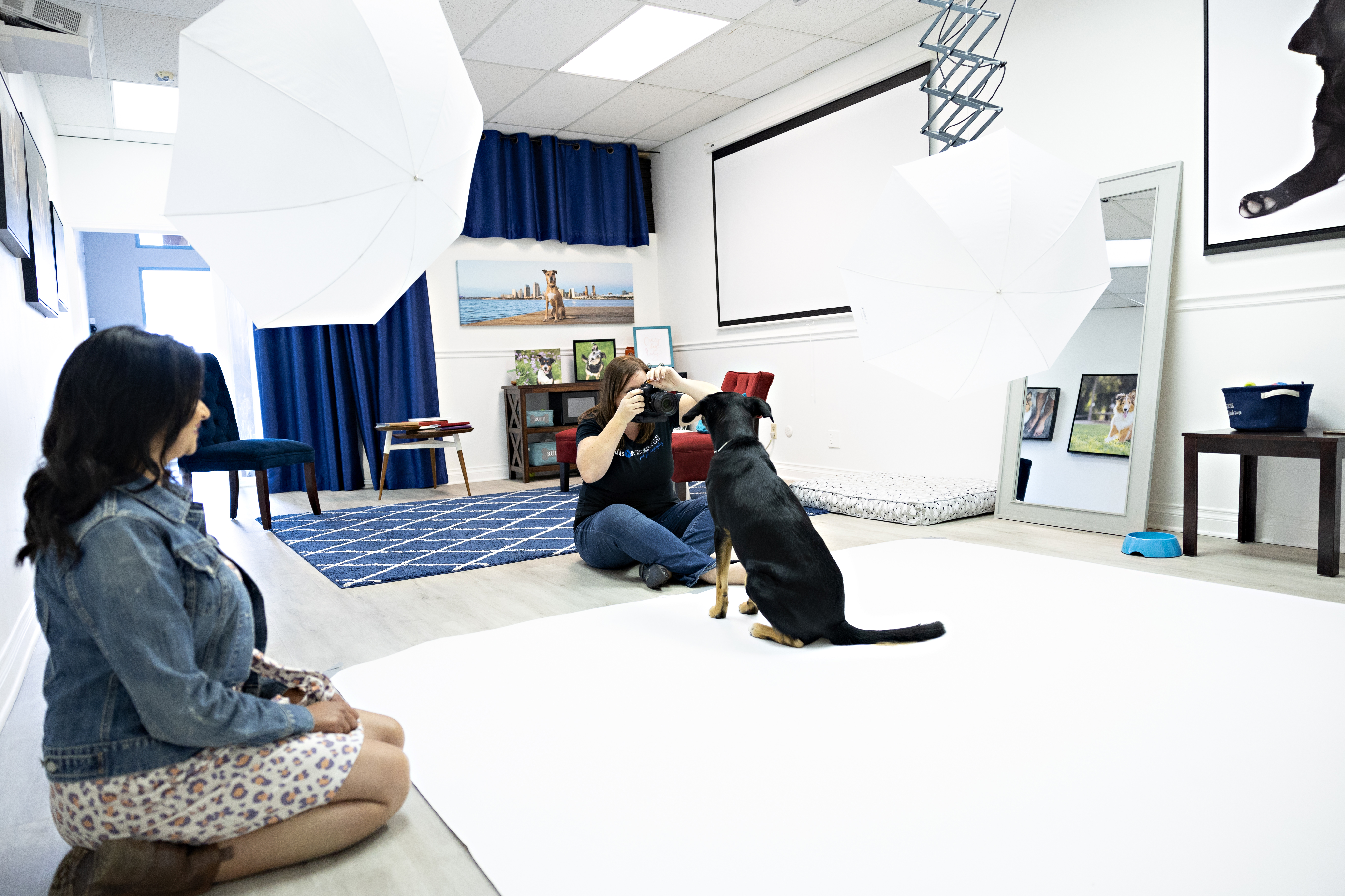 Bright Photo Studio in Rancho Bernardo w/Lights