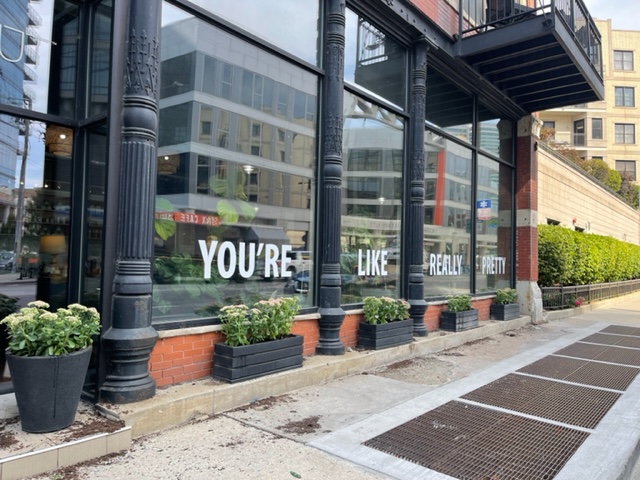 Bright downtown Chicago cafe & studio location