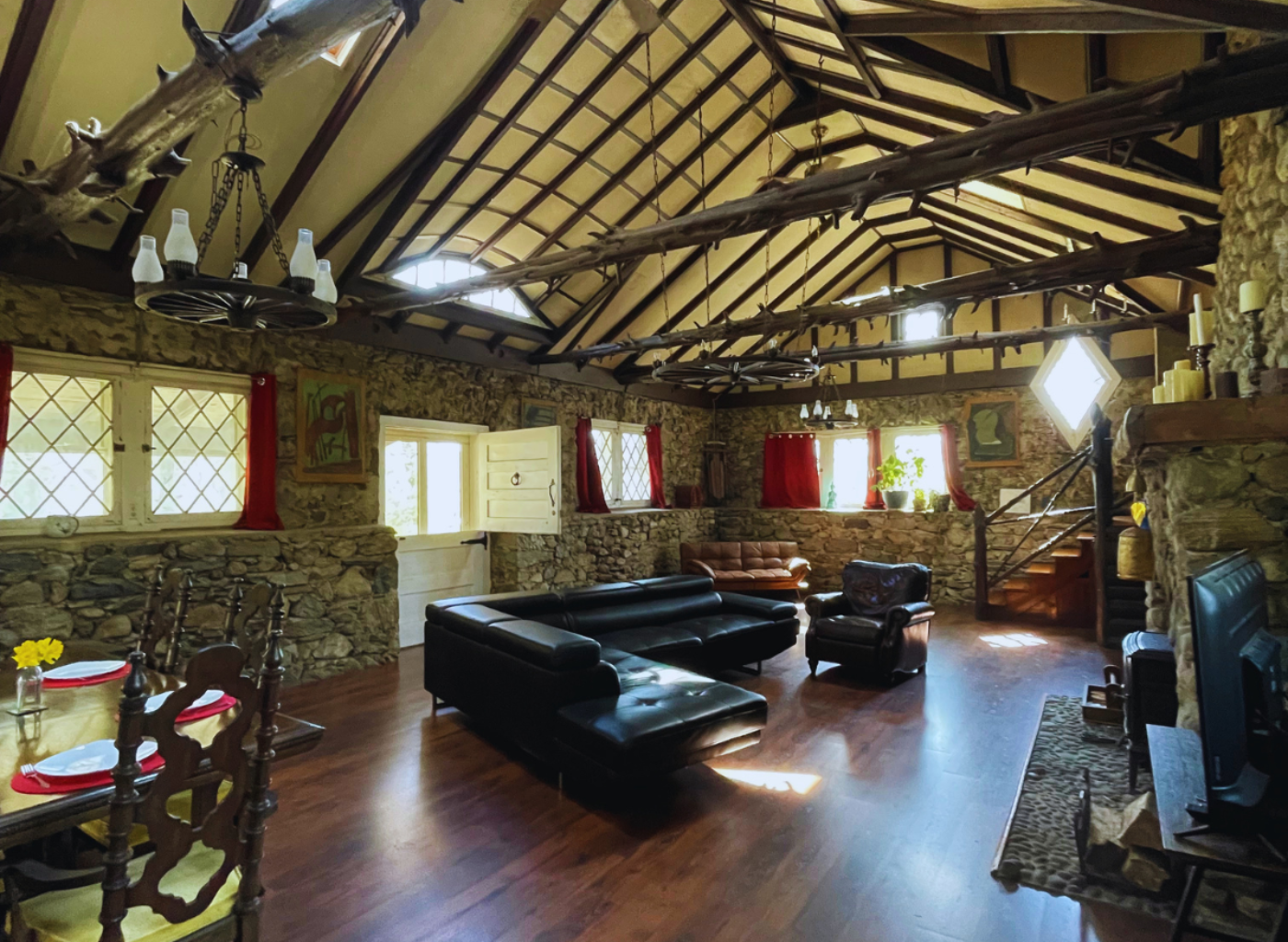 1800's Period House – 1 Hour from NYC - Stillrock by the Lake