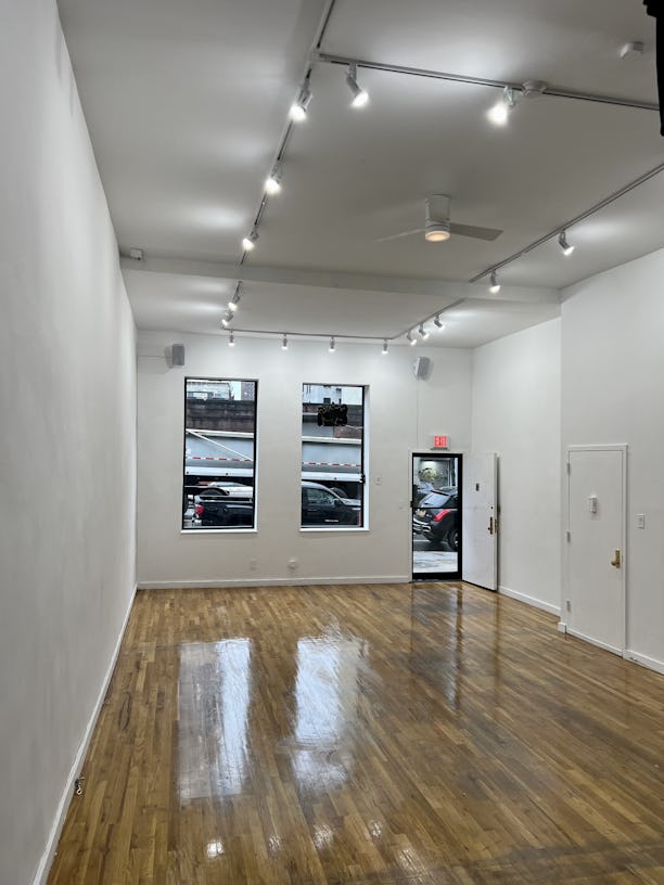 Art Gallery/Retail Space In The Heart Of Williamsburg