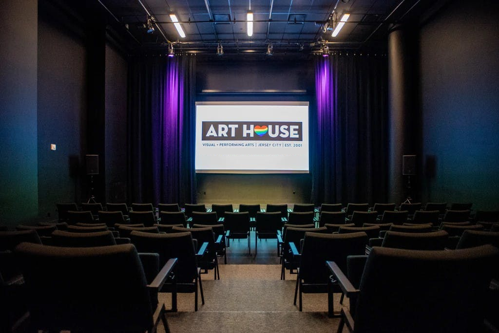 Sleek, Downtown Multipurpose Theatre Space 