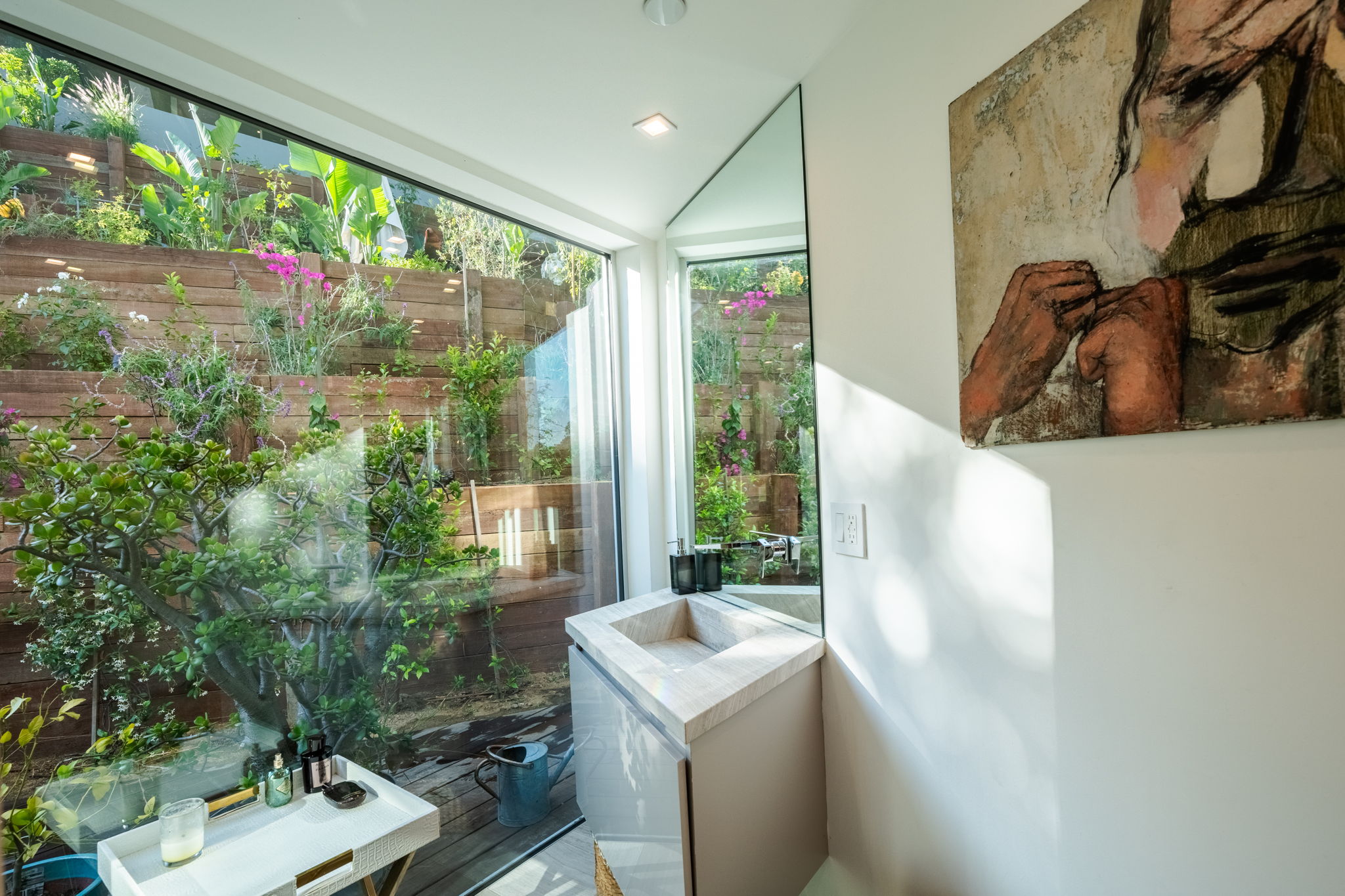 Iconic Hollywood House