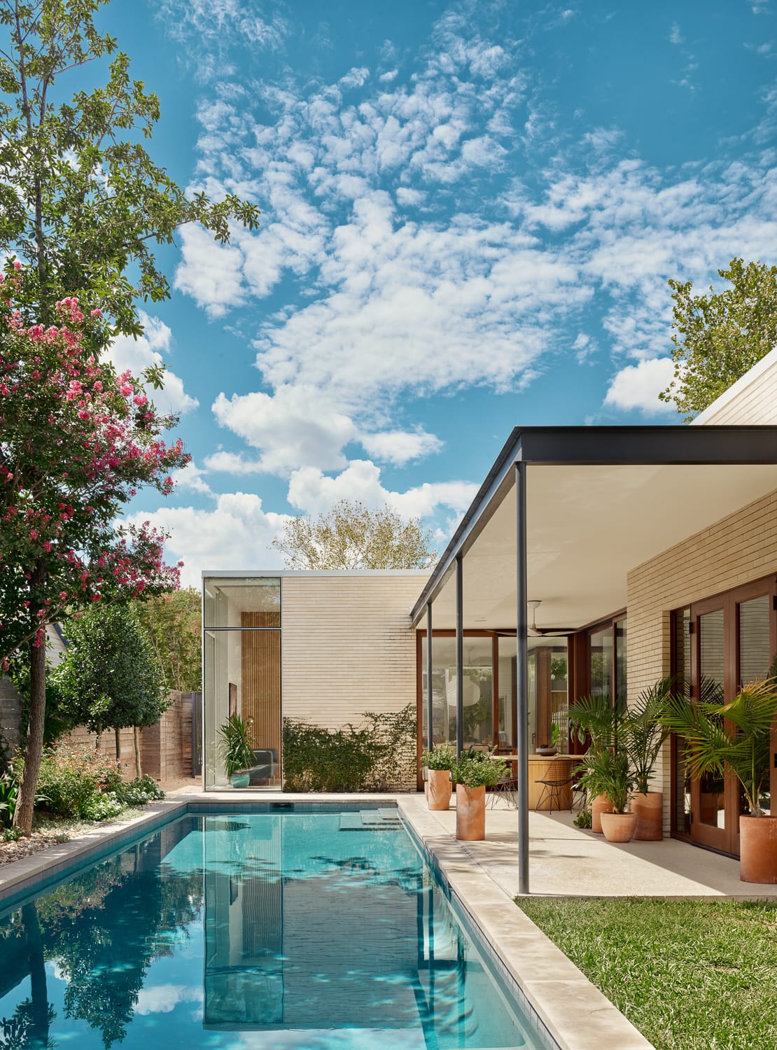 Bright, Airy, Modern Home featured in Dwell