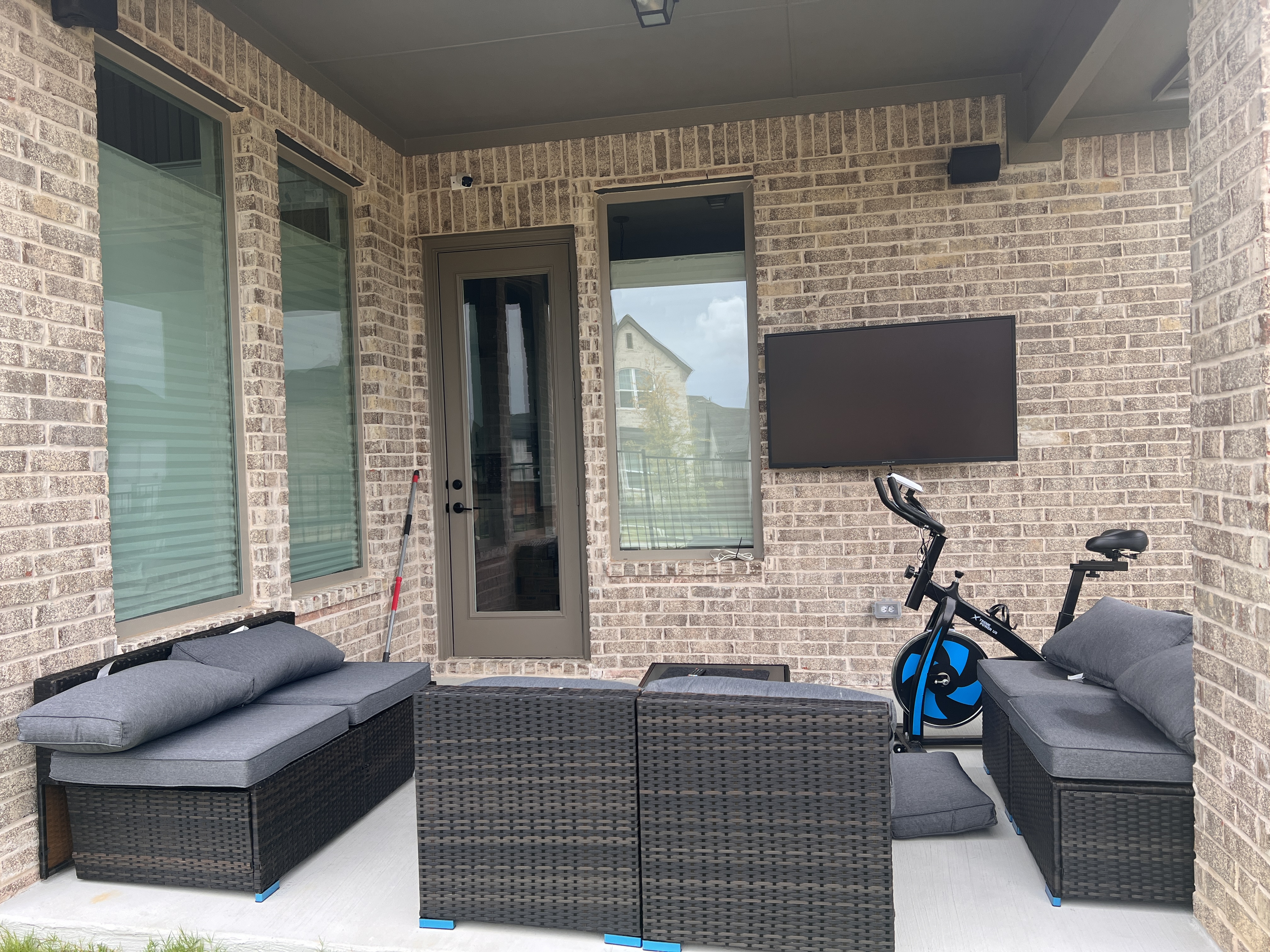 Versatile Luxury Retreat in Frisco's Grove Community for Events and Gatherings