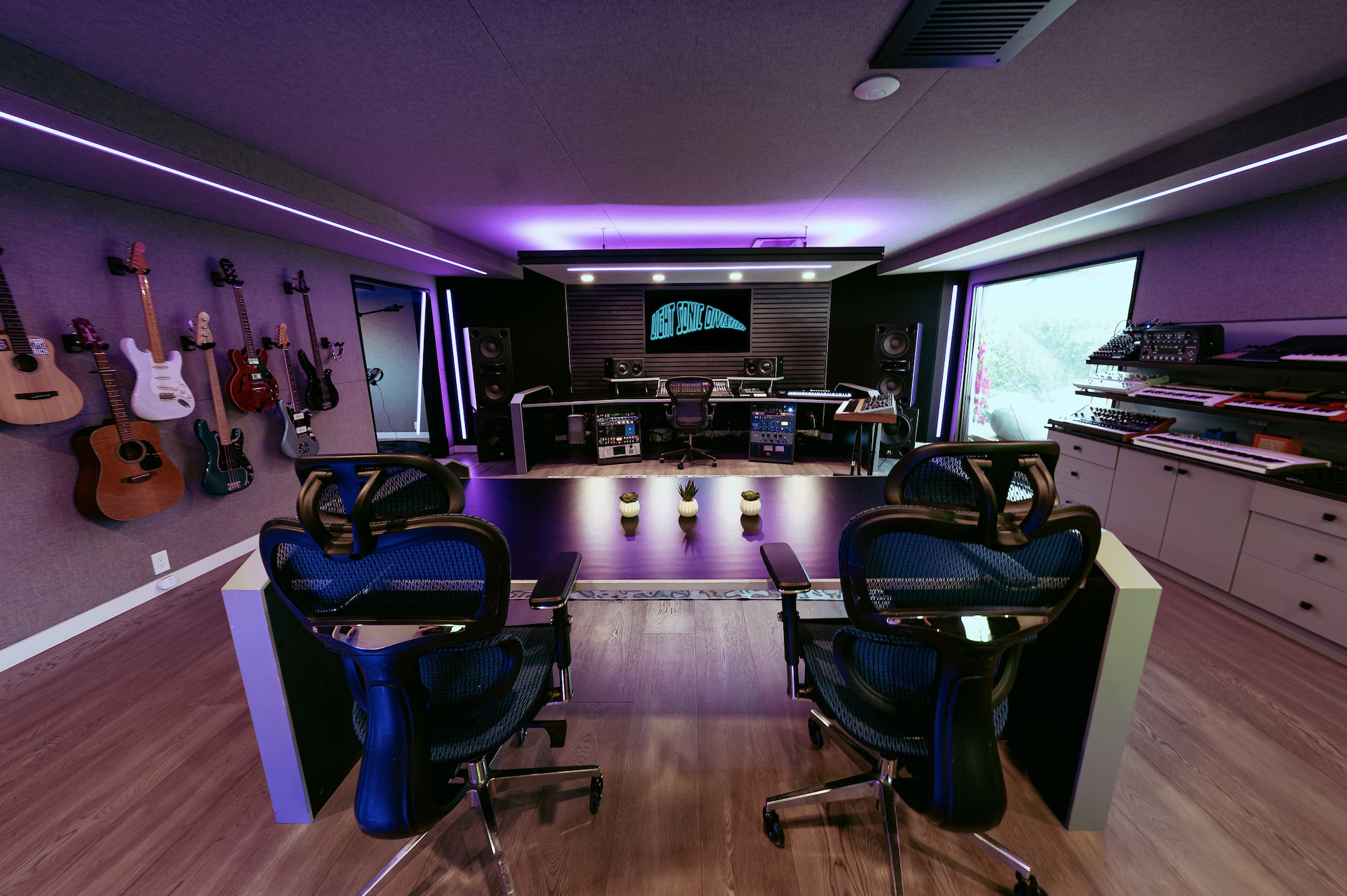 Fully Supported State-of-the-Art Creative Incubator in Los Angeles