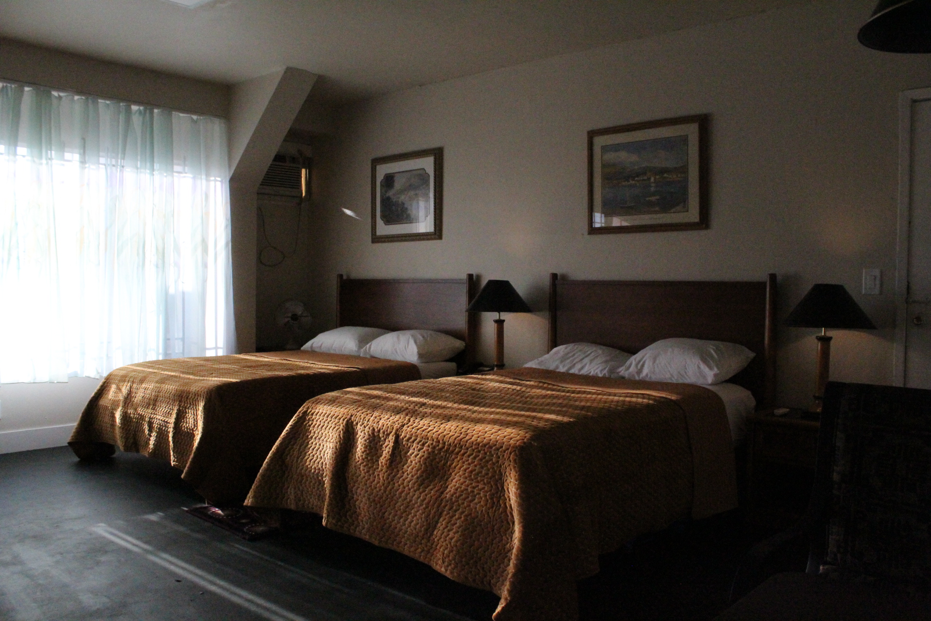 Vintage Motel, Hotel Set for Filming in LA