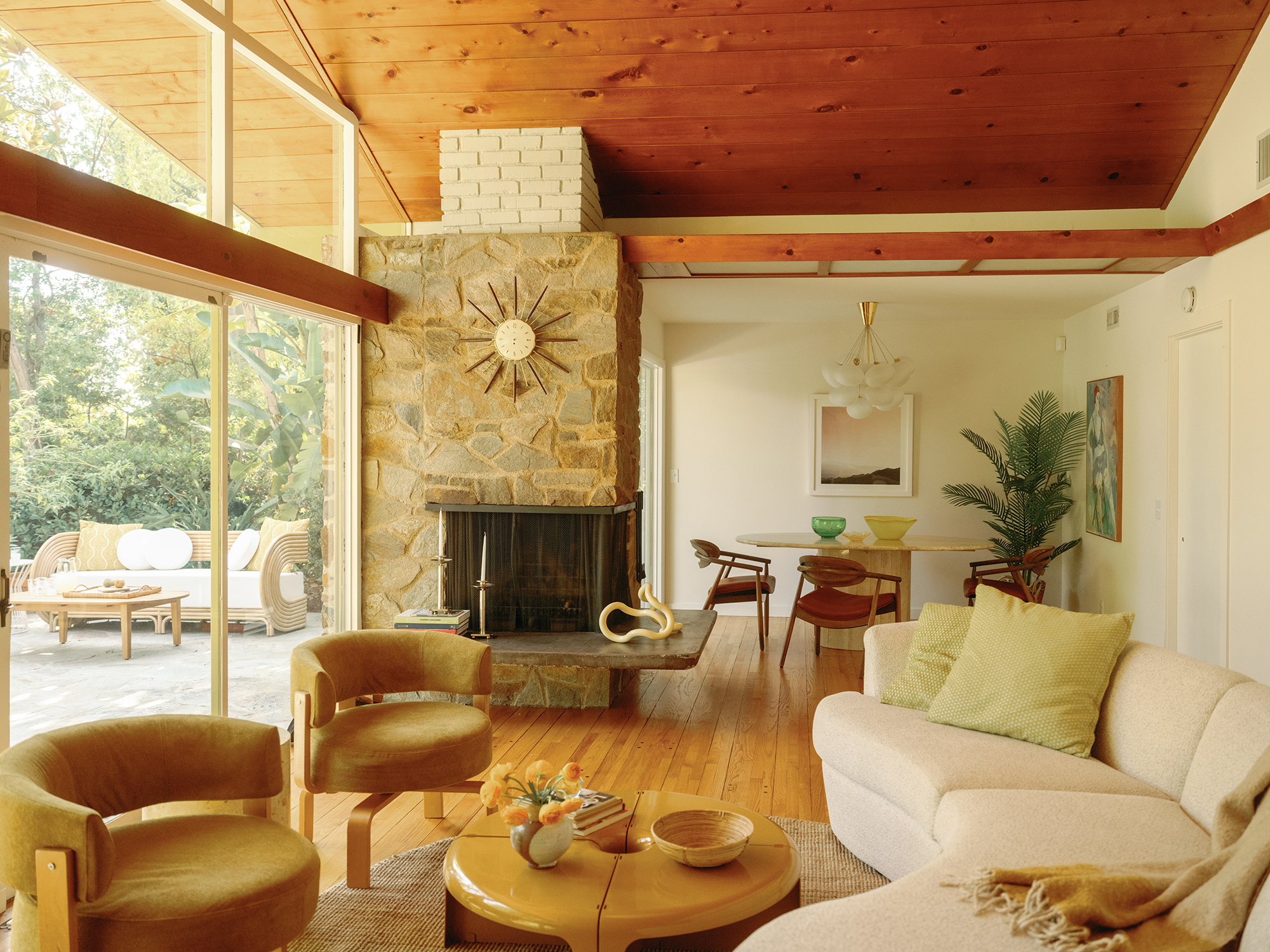 The Robert House – Midcentury Modern Home