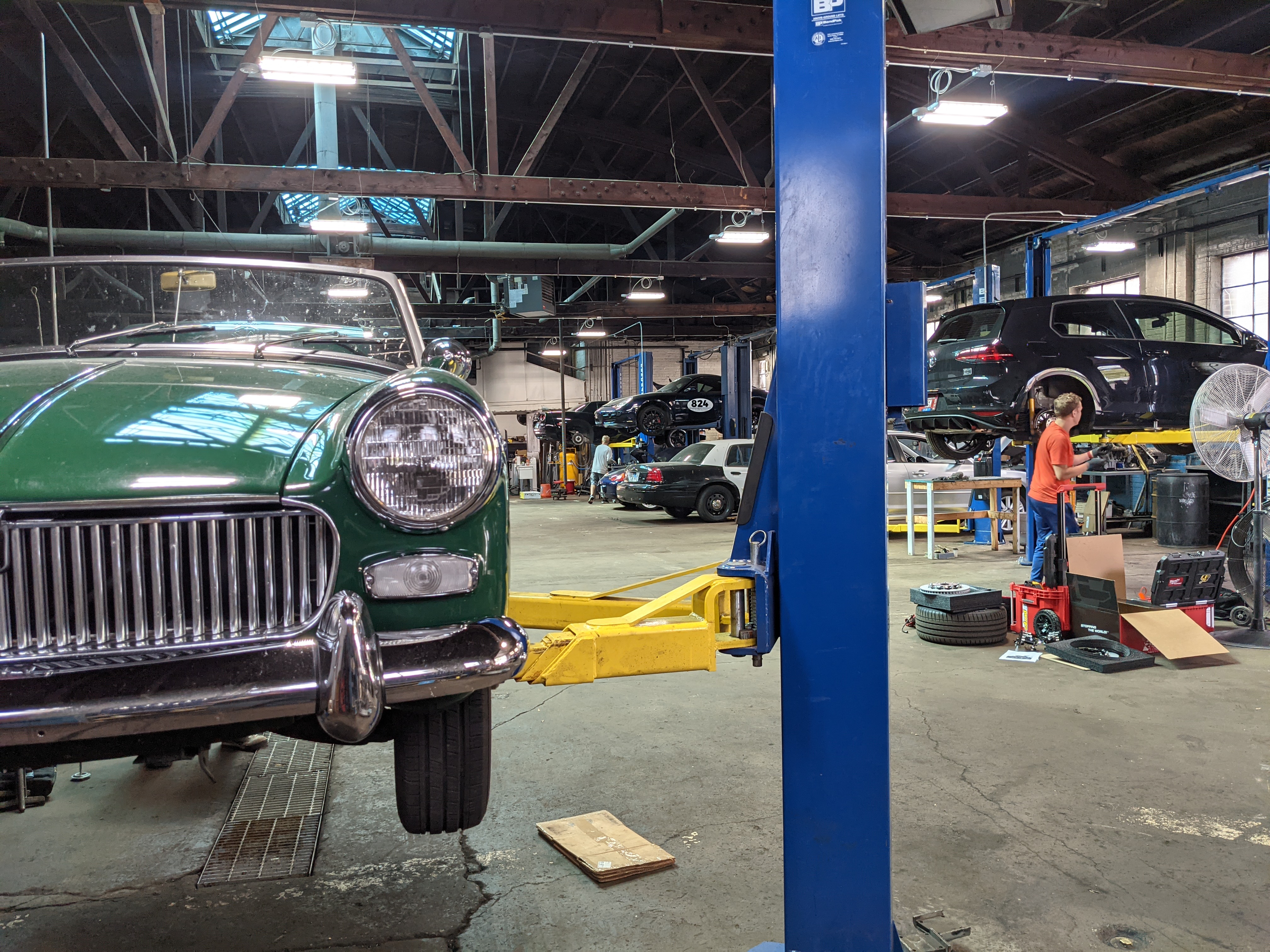 Fully Functional Auto Shop