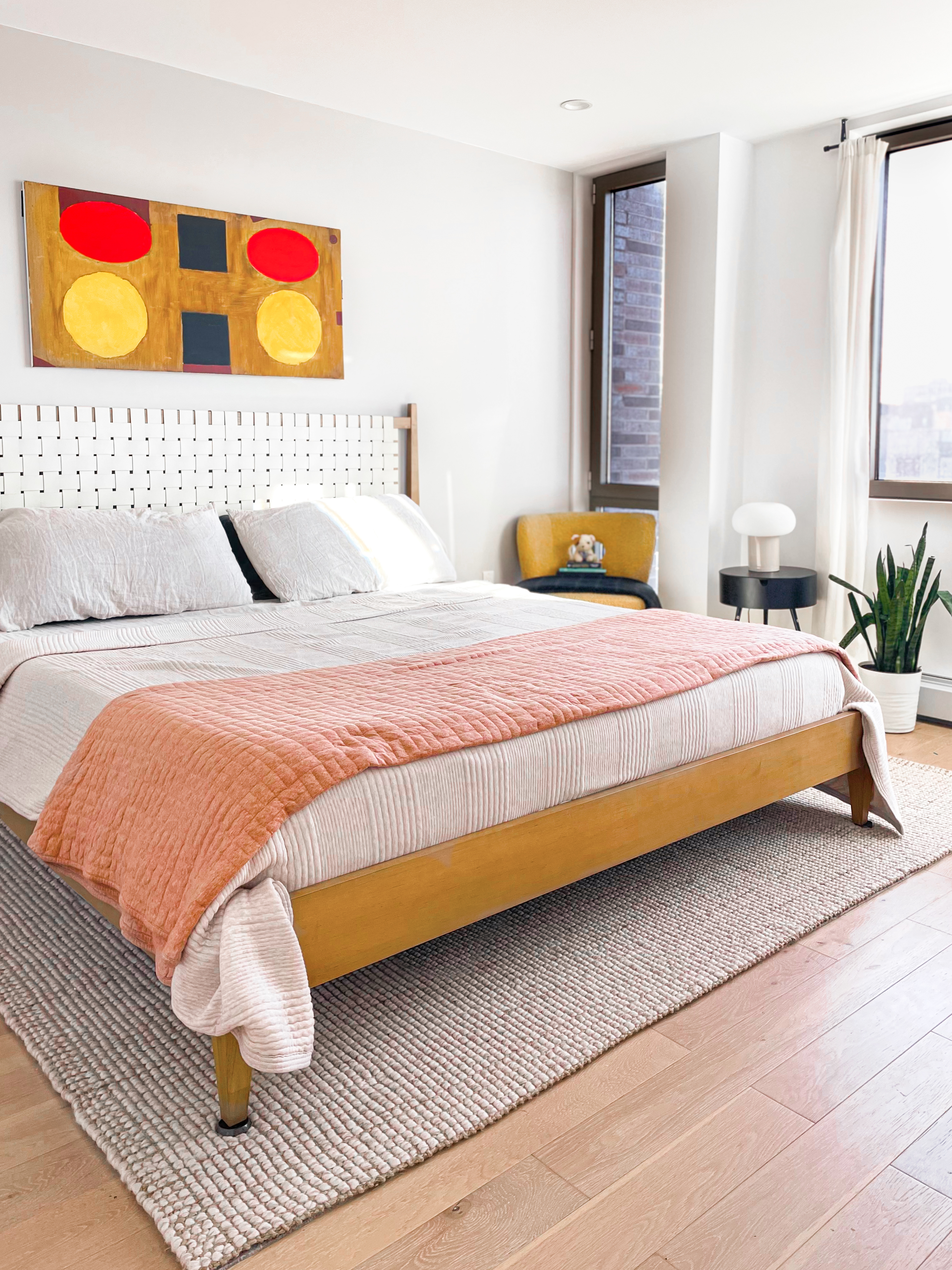 Quiet Luxury Contemporary Studio | Perfect for Photo & Video Shoots