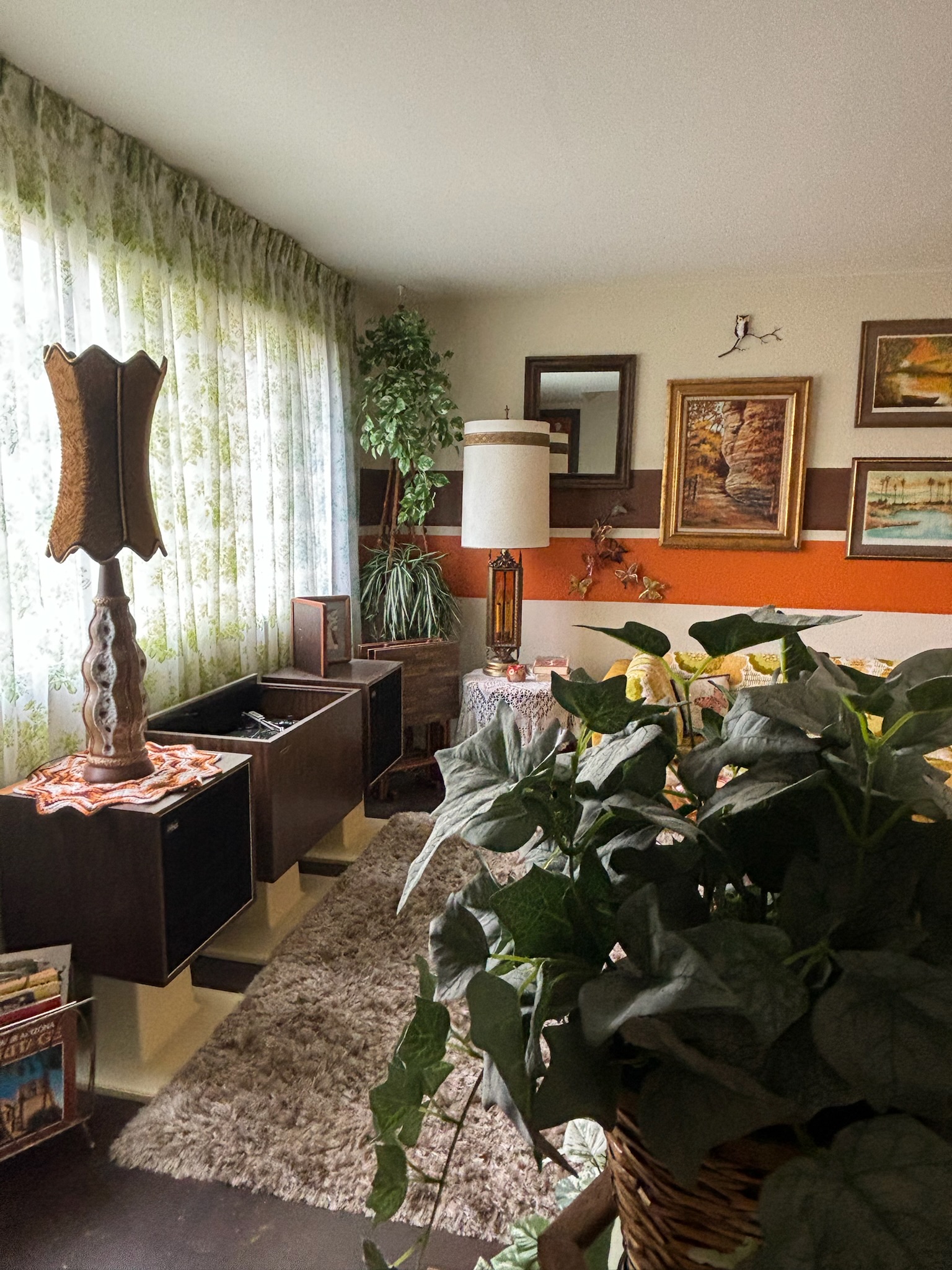 That 70s Pad - Groovy Vintage Time Capsule in Old Town Scottsdale