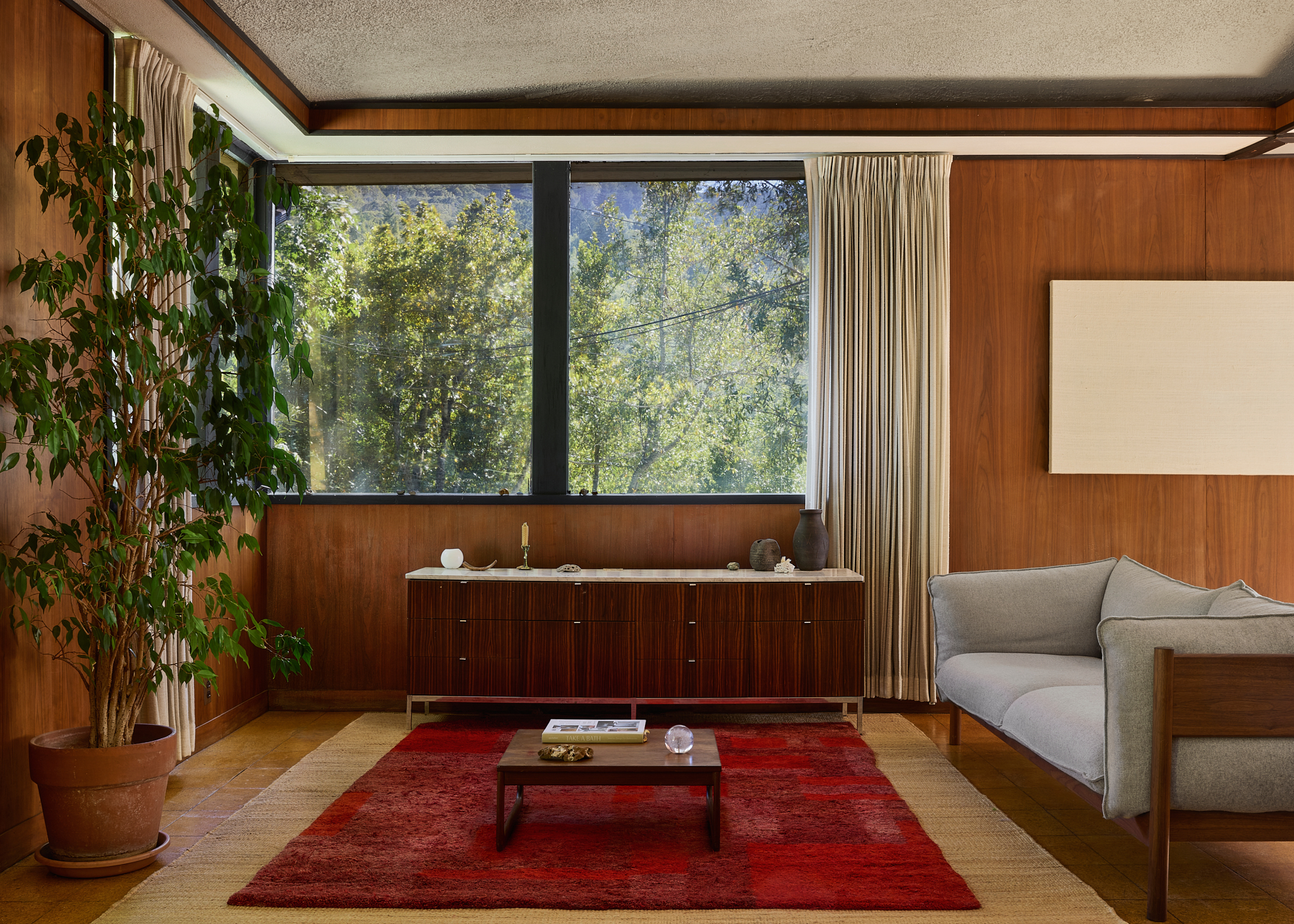 Unique Mid Century Hillside Hideaway
