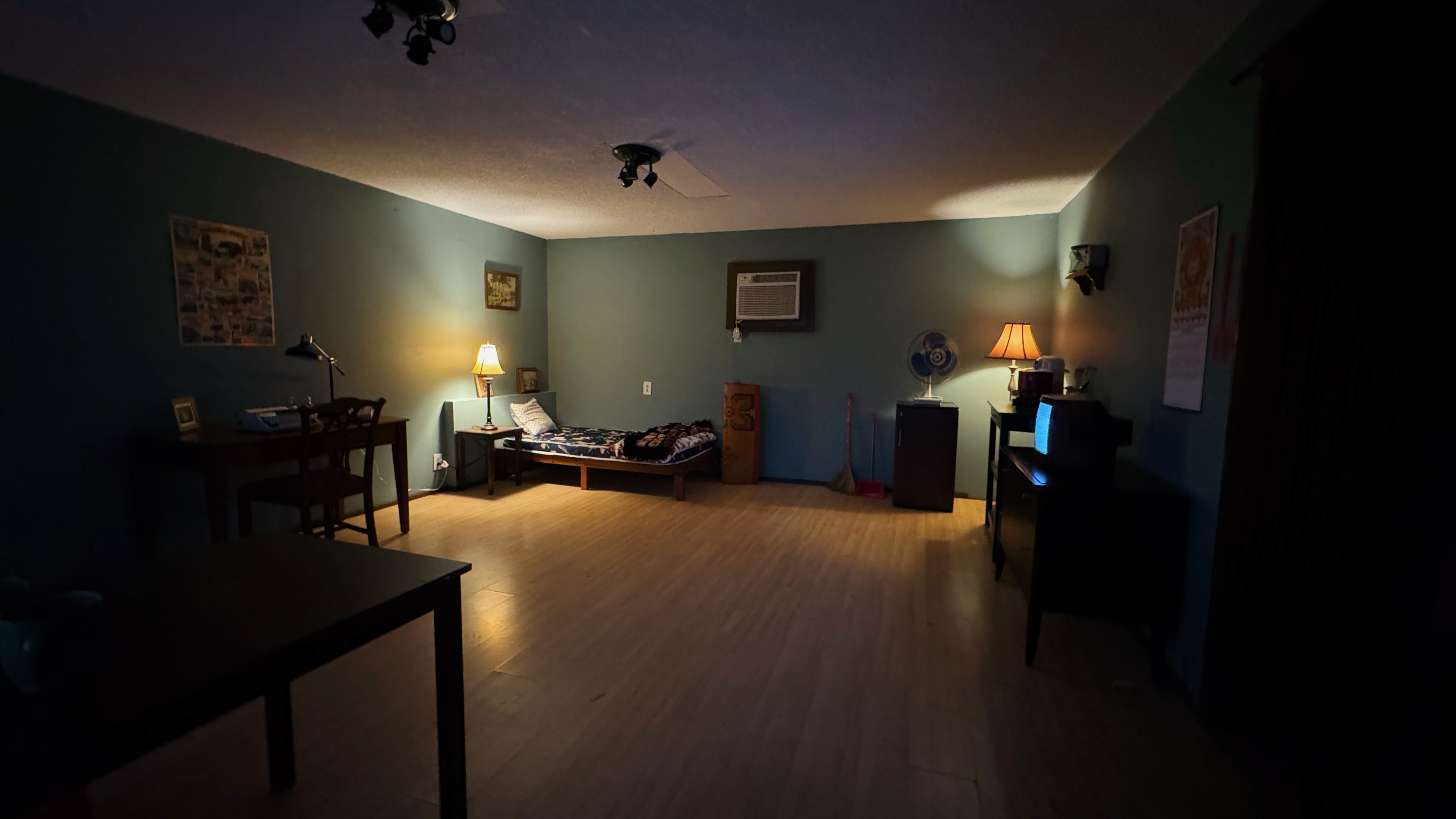 Vintage Studio Apartment in LA for Filming