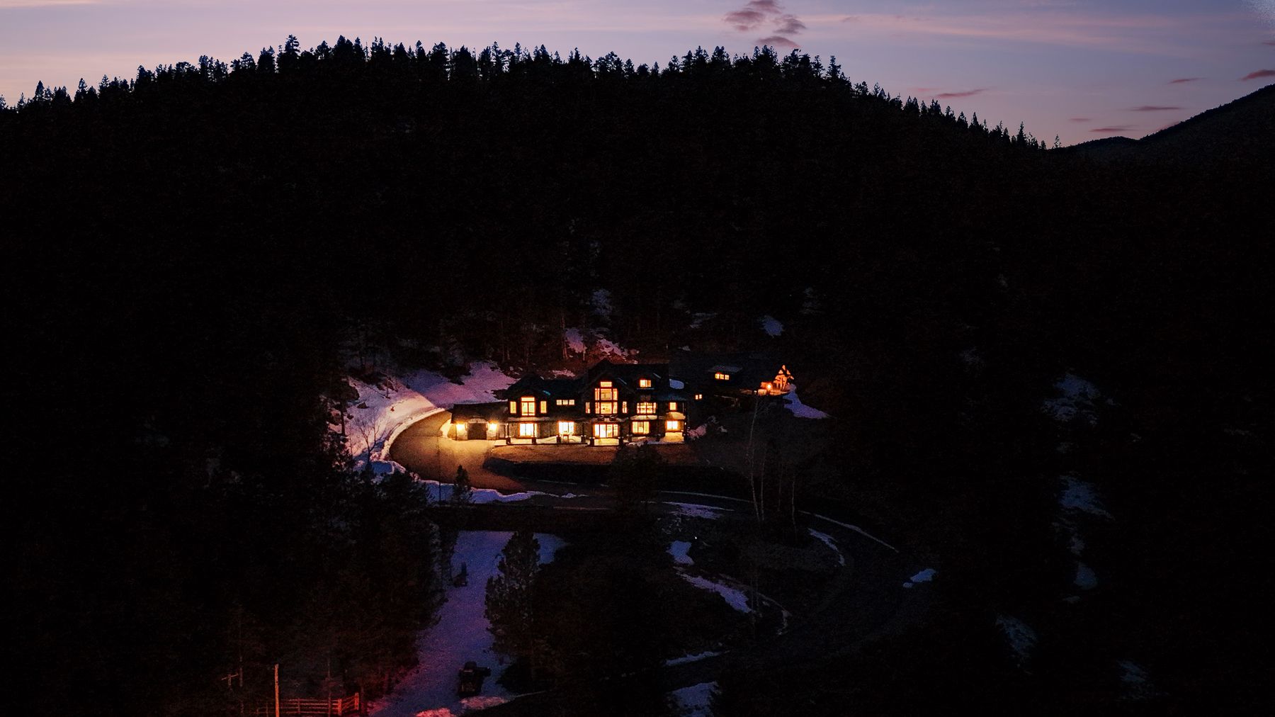 Modern Mountain Estate in Colorado with English Pub