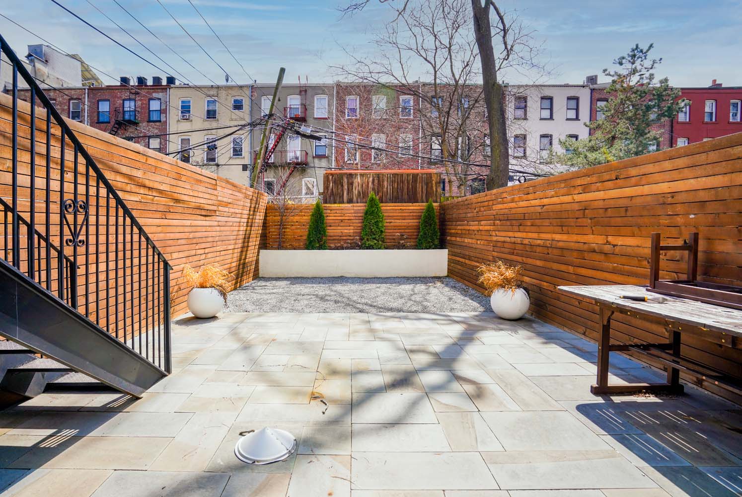 Brooklyn Brownstone Renovated Unit w/ Backyard