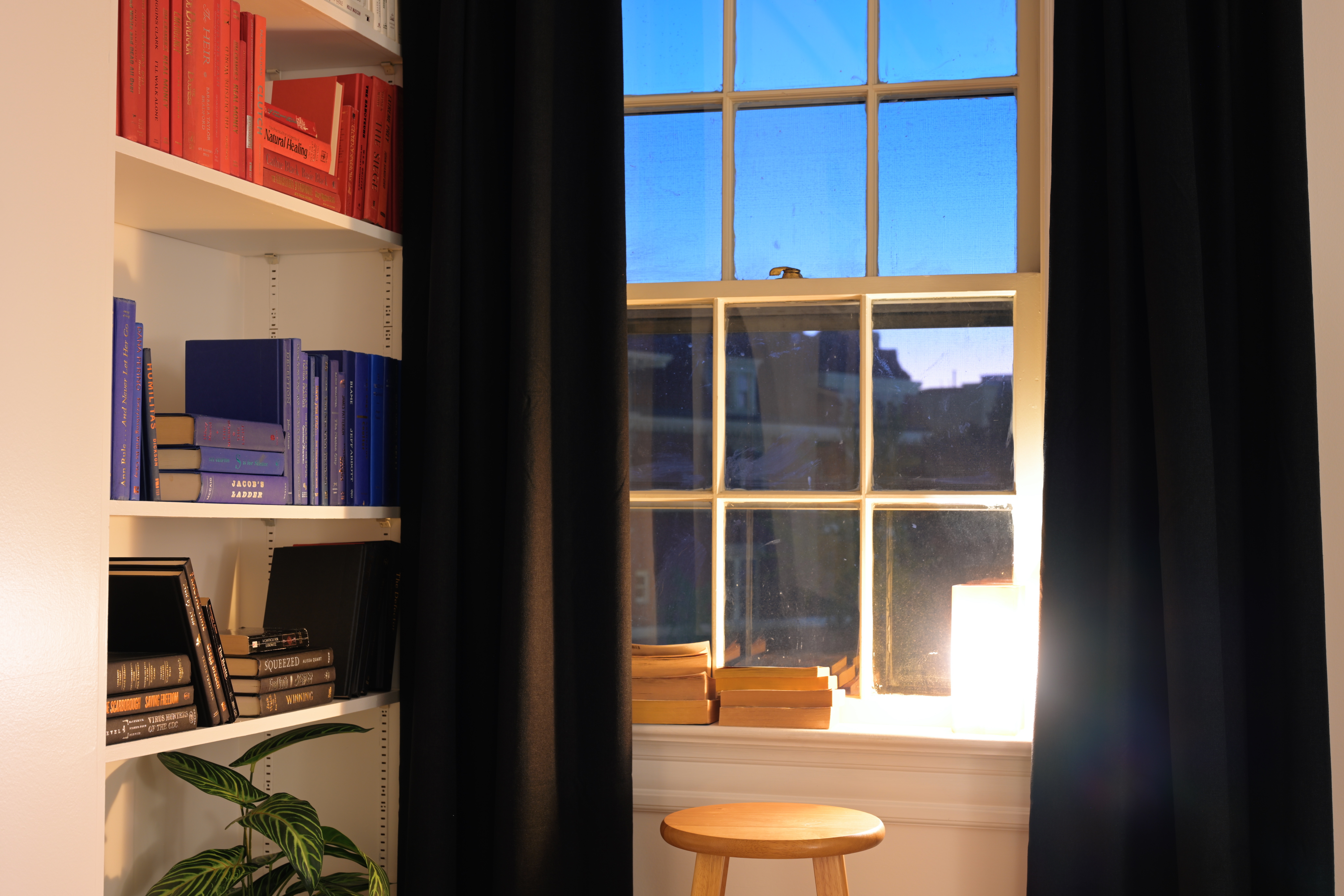 Fully Equipped Multipurpose Natural Light Studio in Dupont