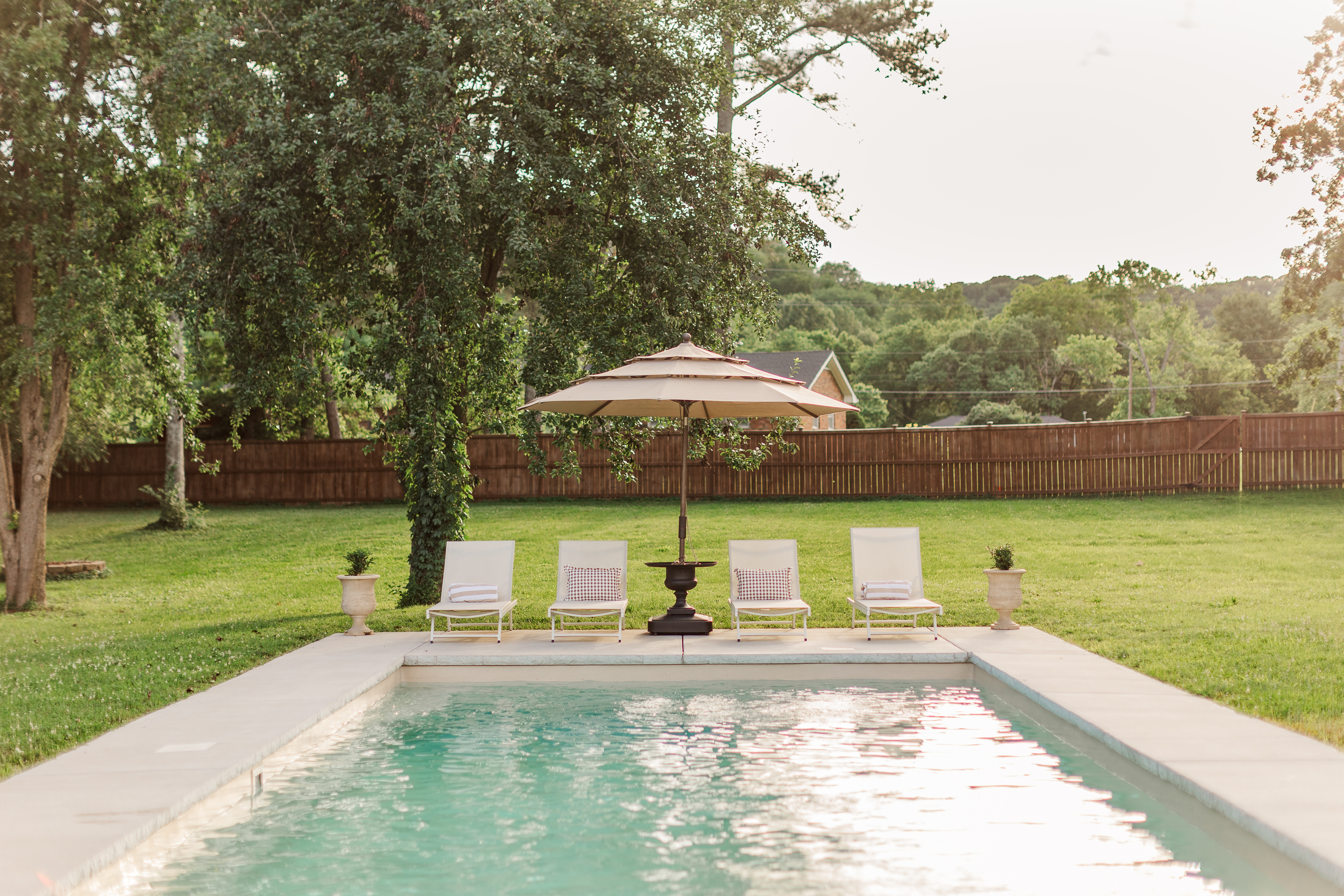 Poolside Photo Location in North Nashville