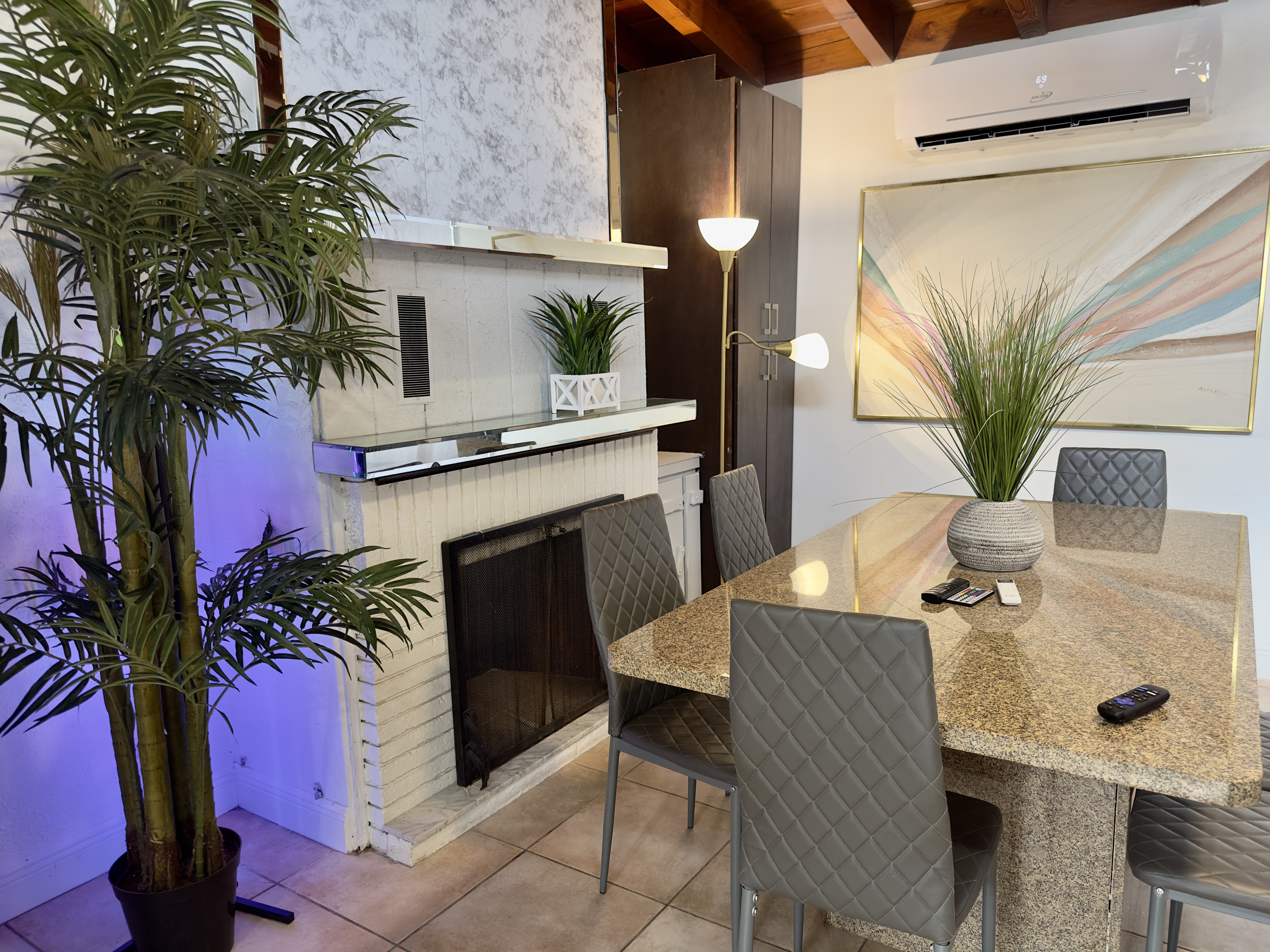 Tropical and Beachy 2 Bedroom