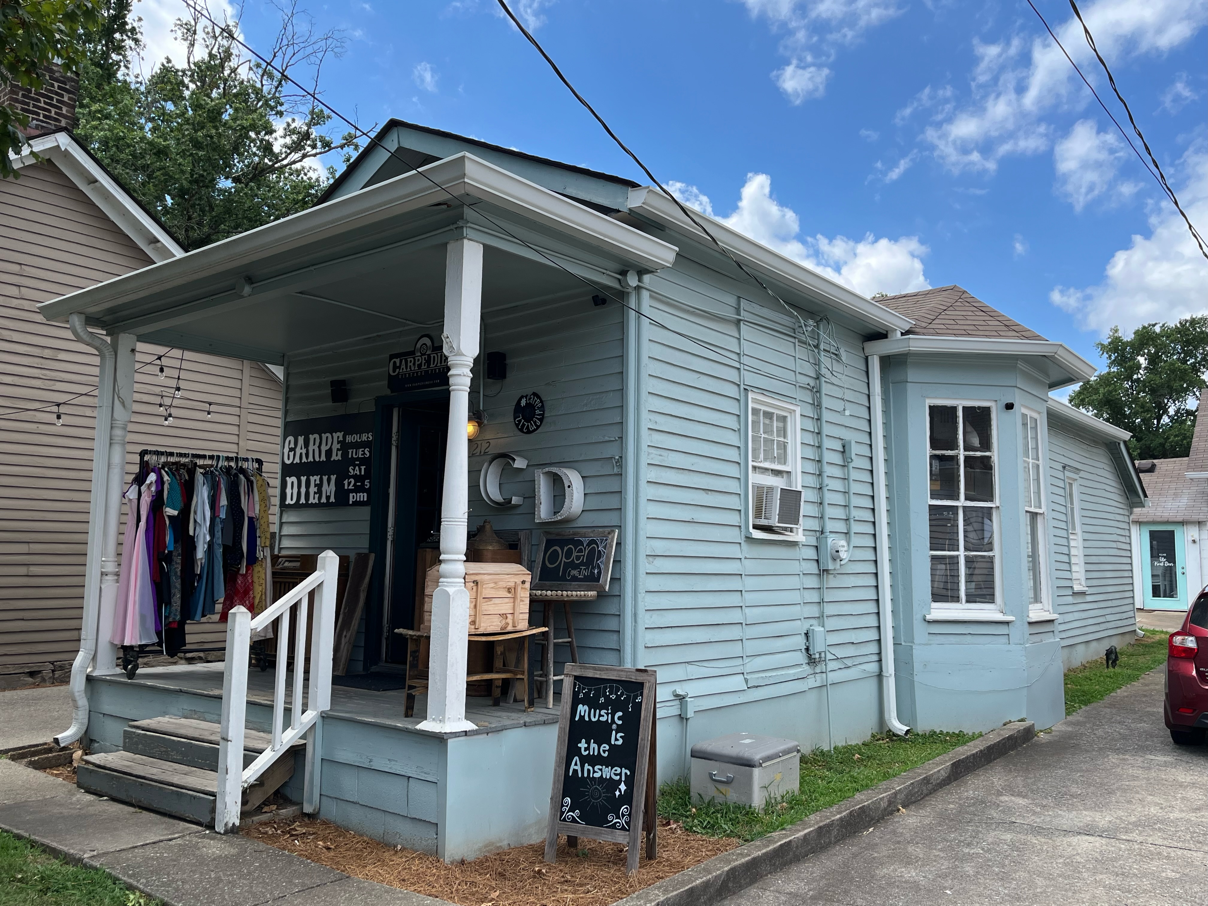 Carpe Diem Records / Antiques