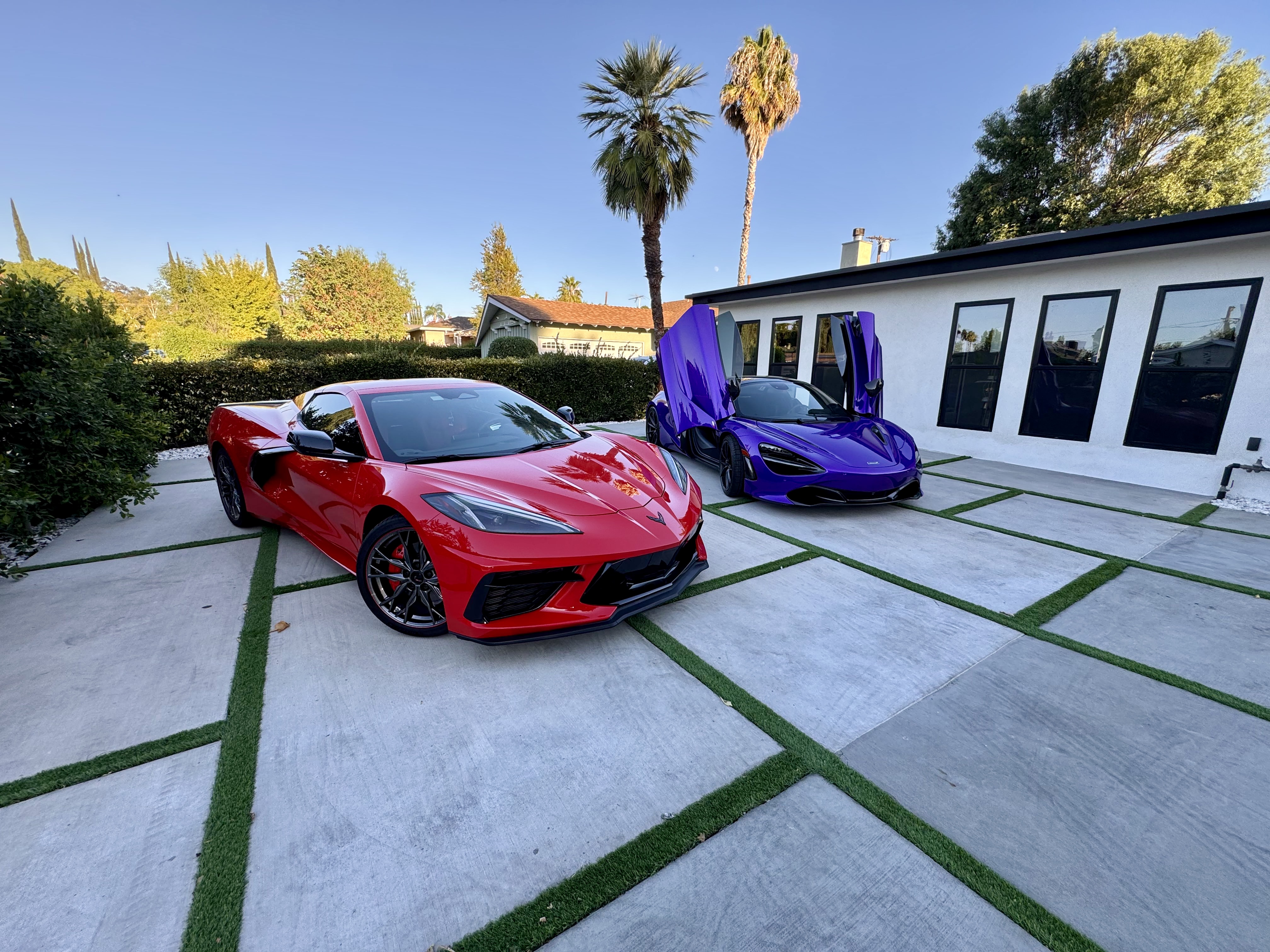 Modern Content Villa with Iconic Driveway, Expansive Floor Plan, Large Kitchen and Resort Vibes