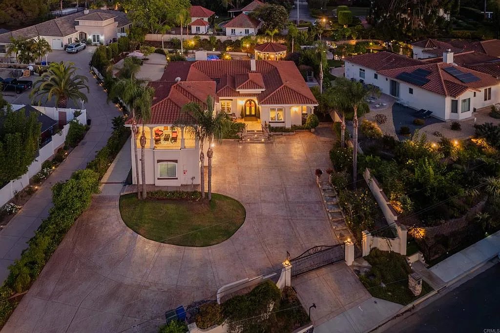 Modern Mediterranean Mansion, & Vineyard