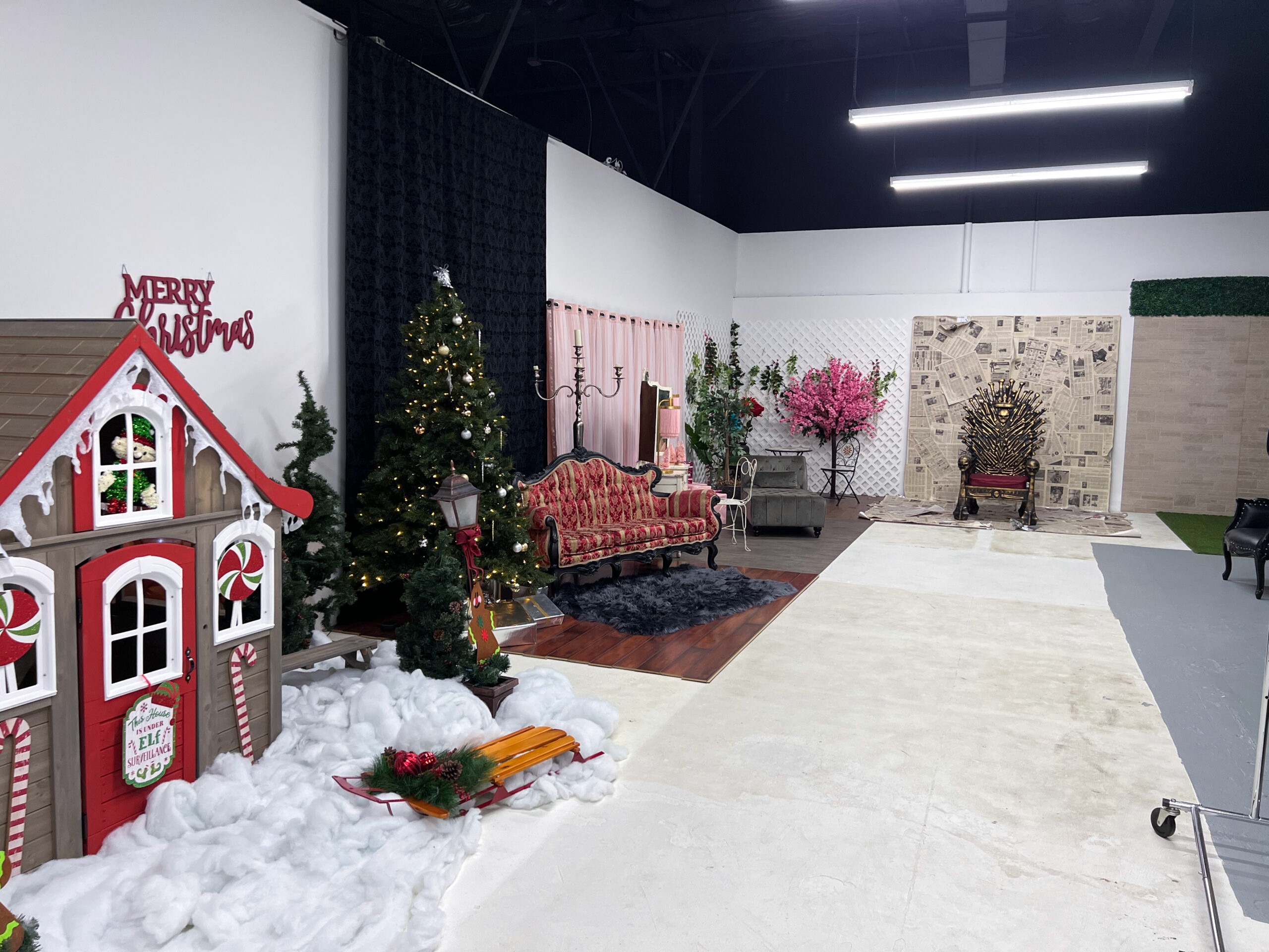 Multi-Themed Studio in North Houston