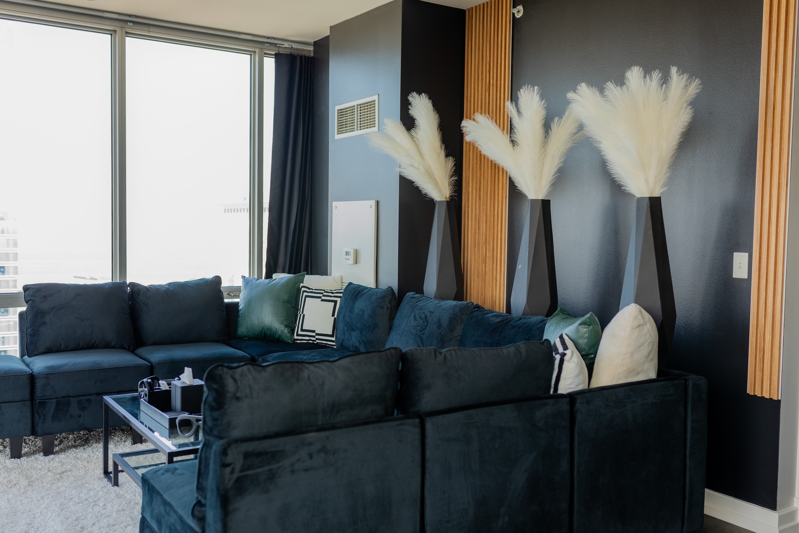 Lux Loop Retreat: Amazing Views, Free Parking