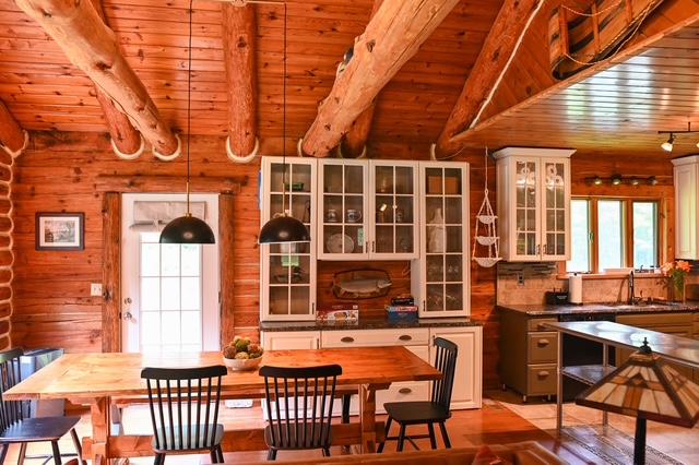 Rustic Log Cabin set in the Catskill Mountains