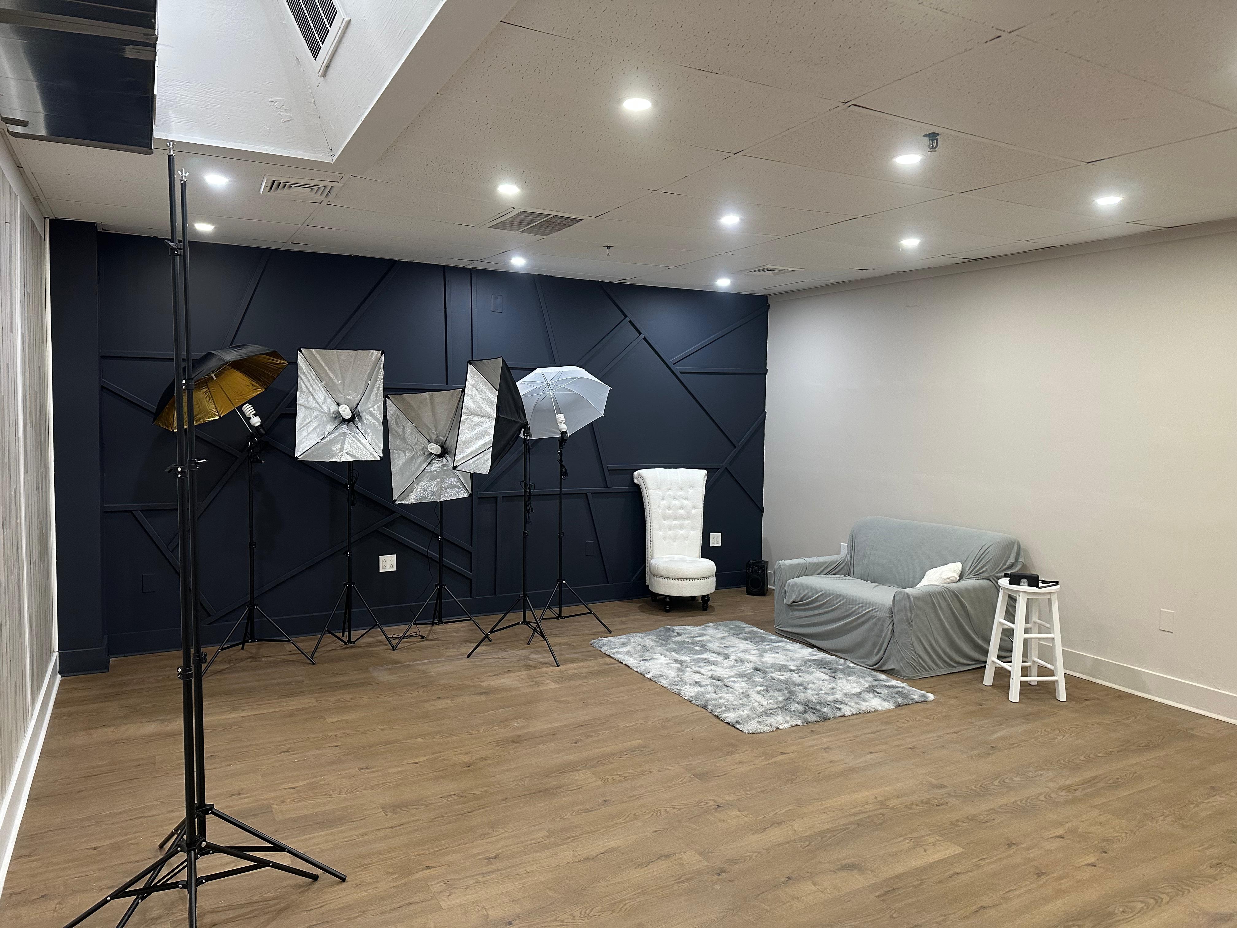 Luxury Renovated Photo Studio in Trenton NJ
