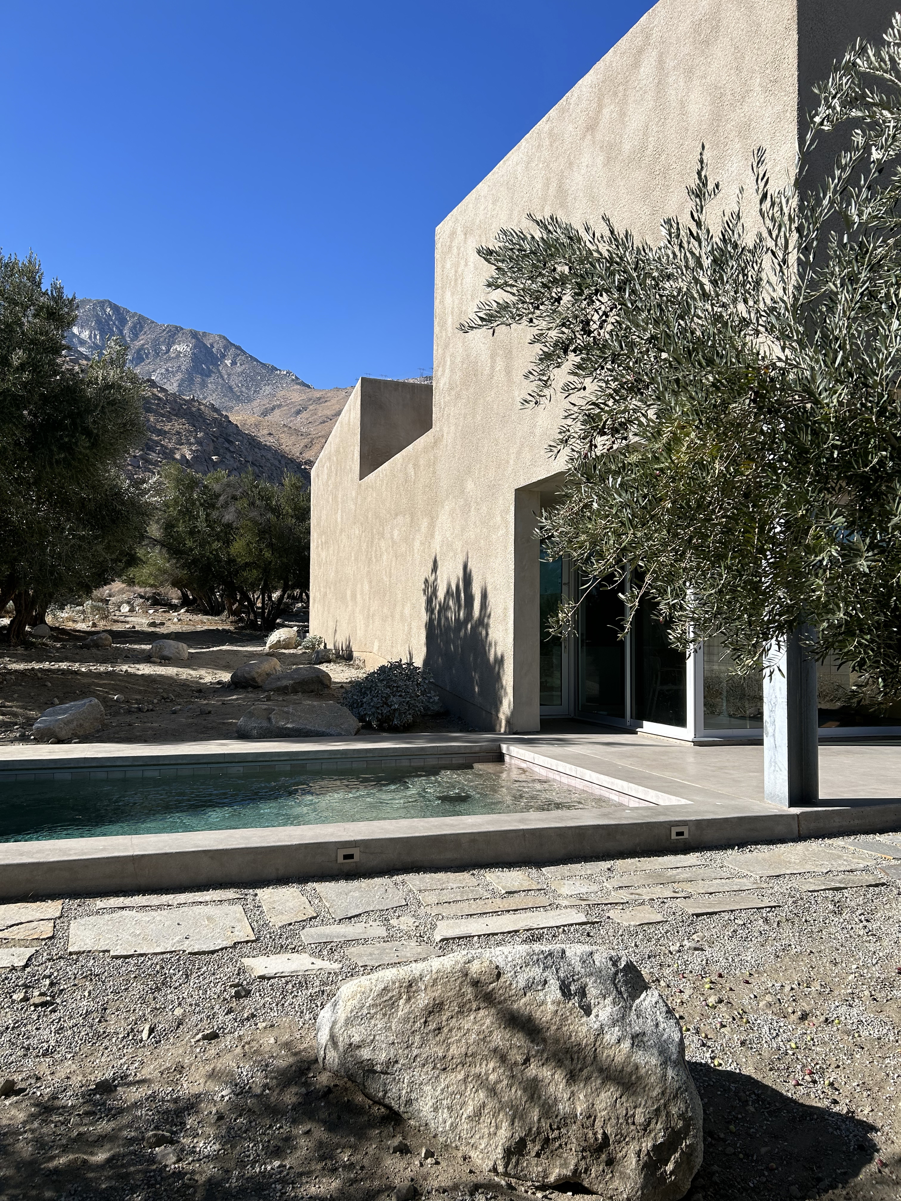 Brutalist Desert Home with Mountain View