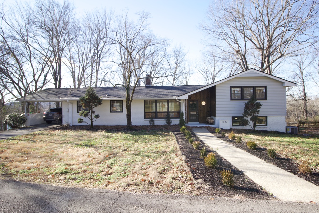 Midcentury Ranch on the River