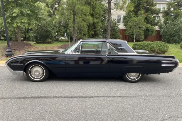 1961 Ford Thunderbird 