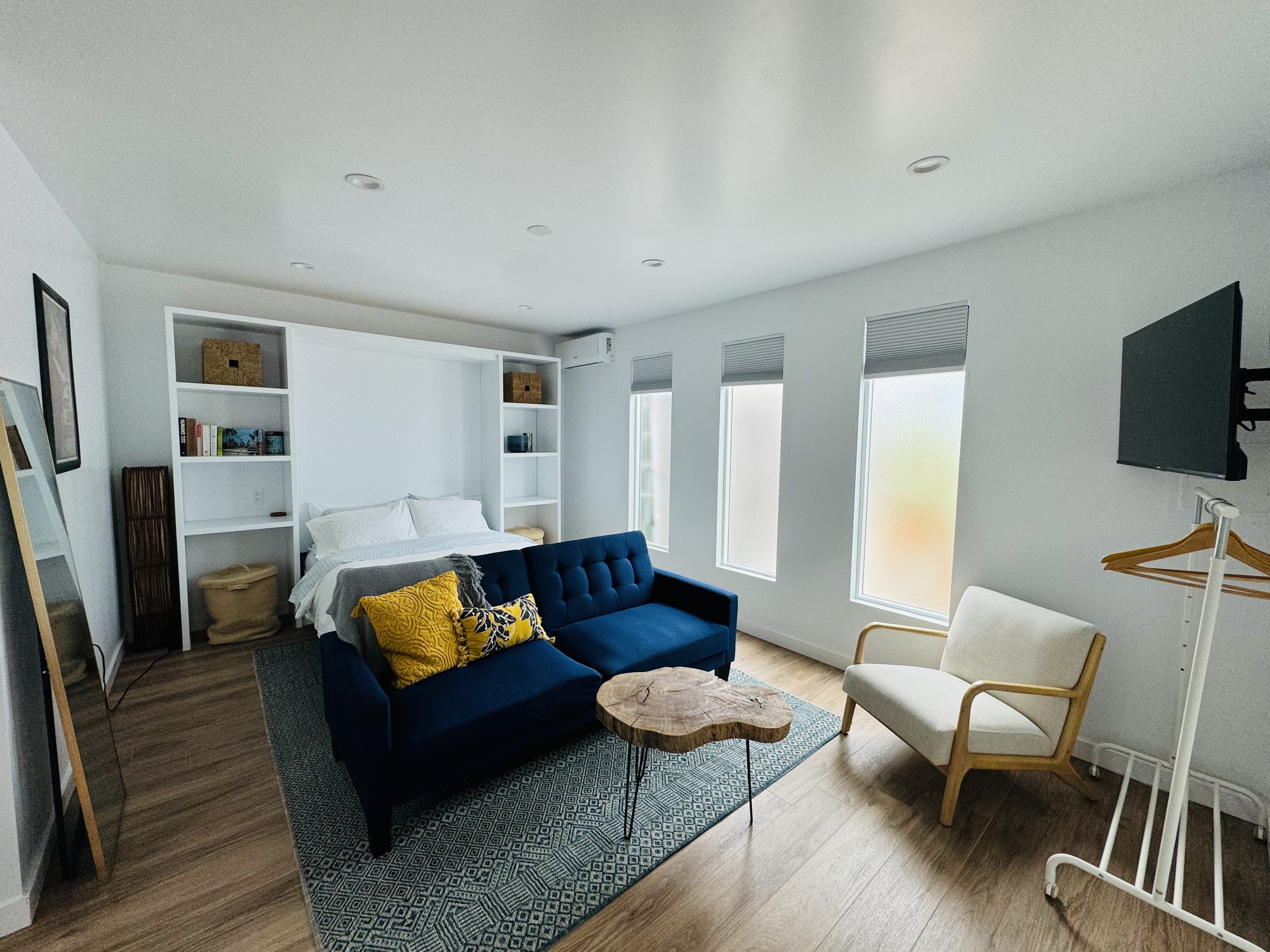 Modern Detached ADU | Natural Light | Film & Photo Shoots