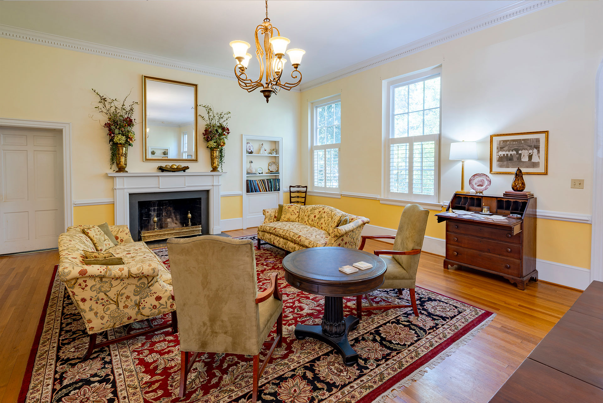 Alumnae House Parlor