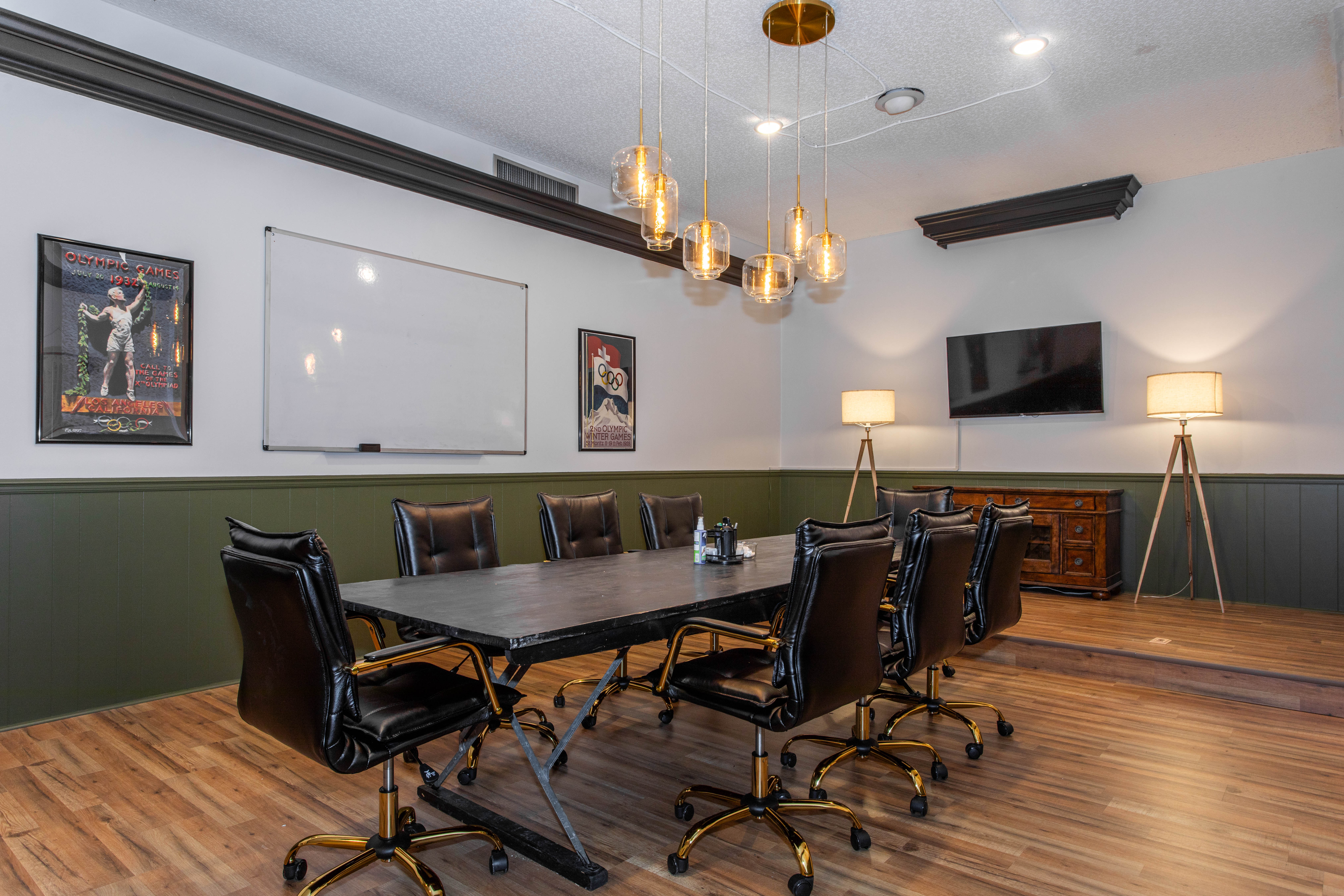 Olympic Room | 8 Person Meeting Room | Inglewood