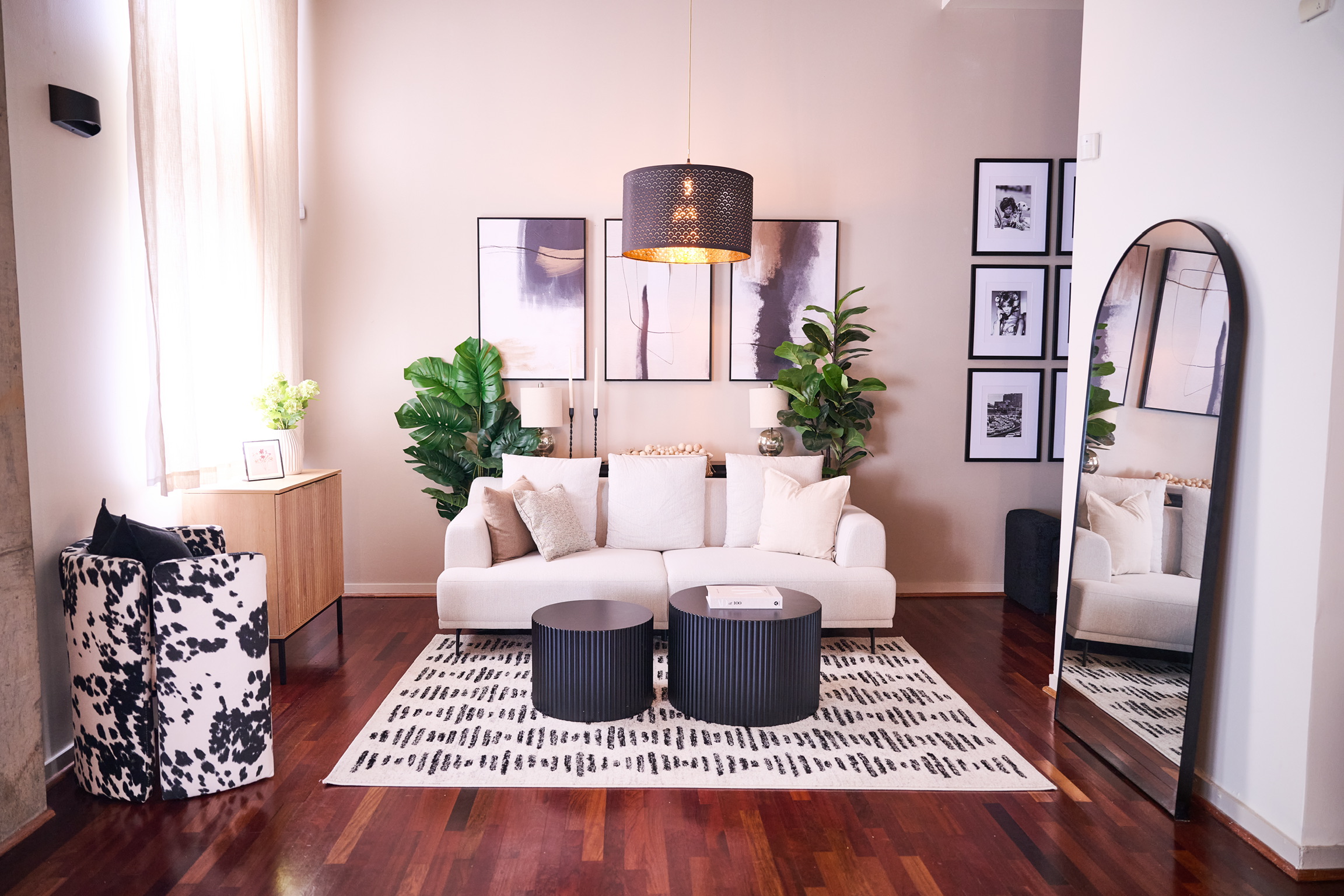 Atlanta Photo & Podcast Studio | 7 Styled Sets Near Ponce City Market