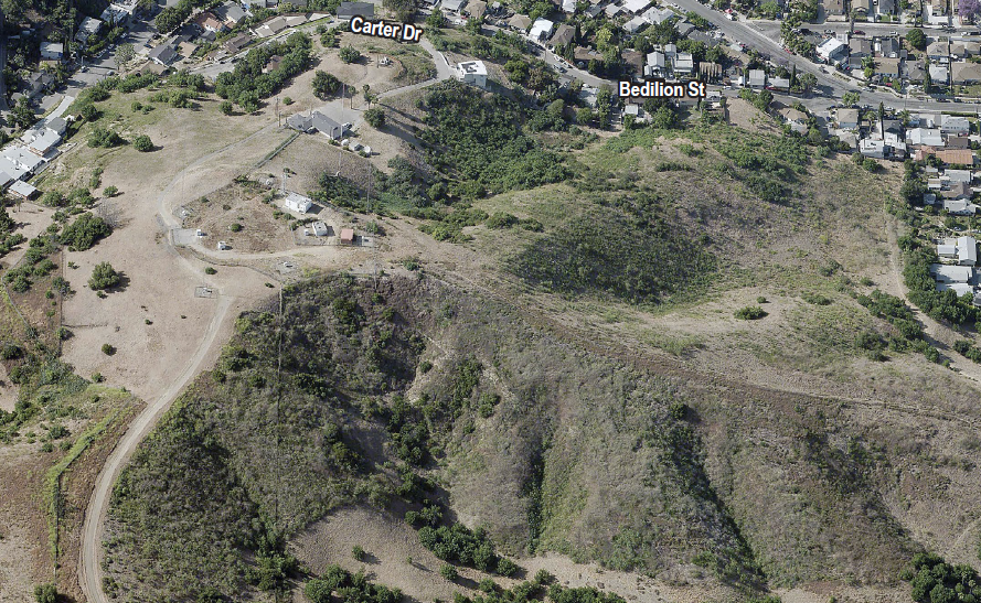 KMPC AM 1540 Broadcast Tower – Hillside Industrial Filming Location